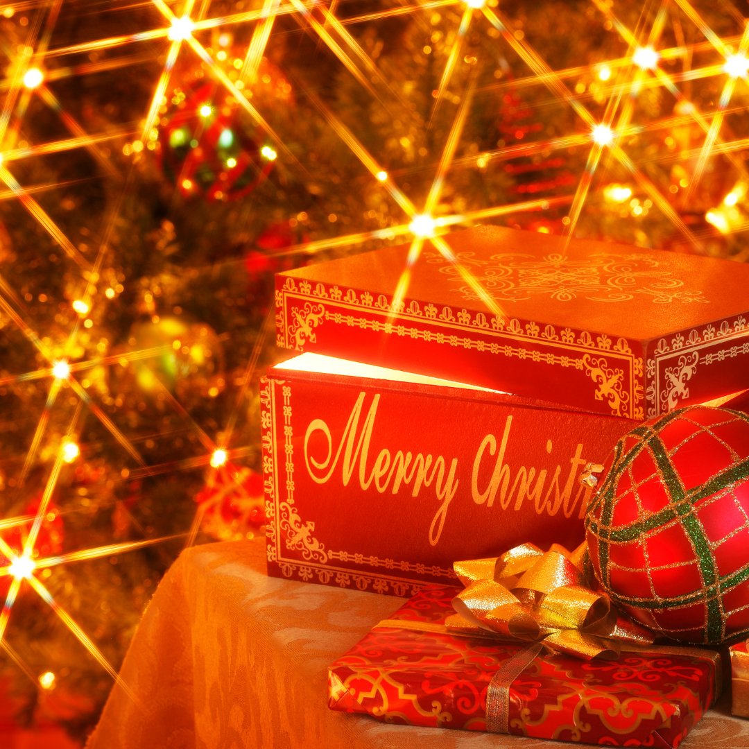 Christmas-Stocking-Stuffers-Secret-Santa-Gifts LUNESCAPE