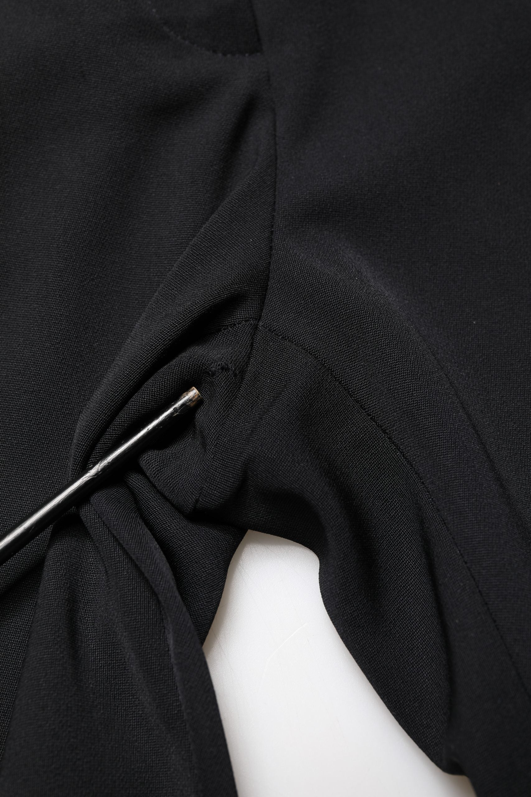 Dolce & Gabbana Black Wool High Waist Cropped Tapered Pants