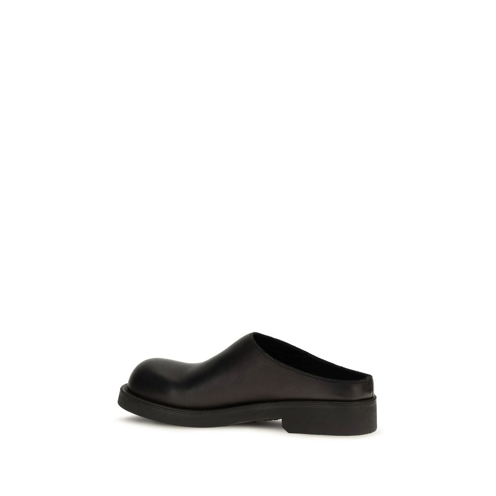 MM6 Black Calf Leather Bos Taurus Mules