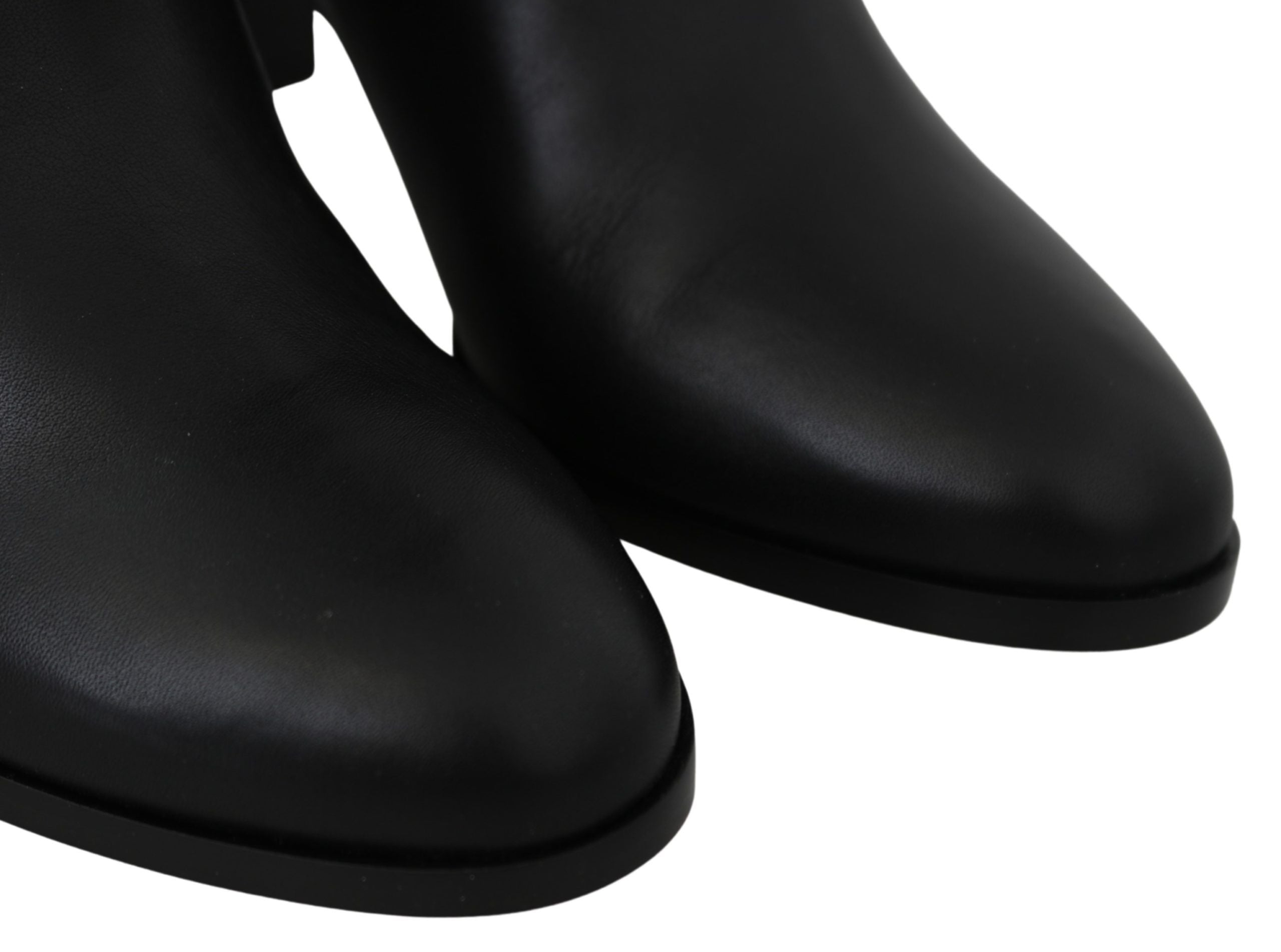 Jimmy Choo Elegant Black Calf Leather Heeled Boots LUNESCAPE