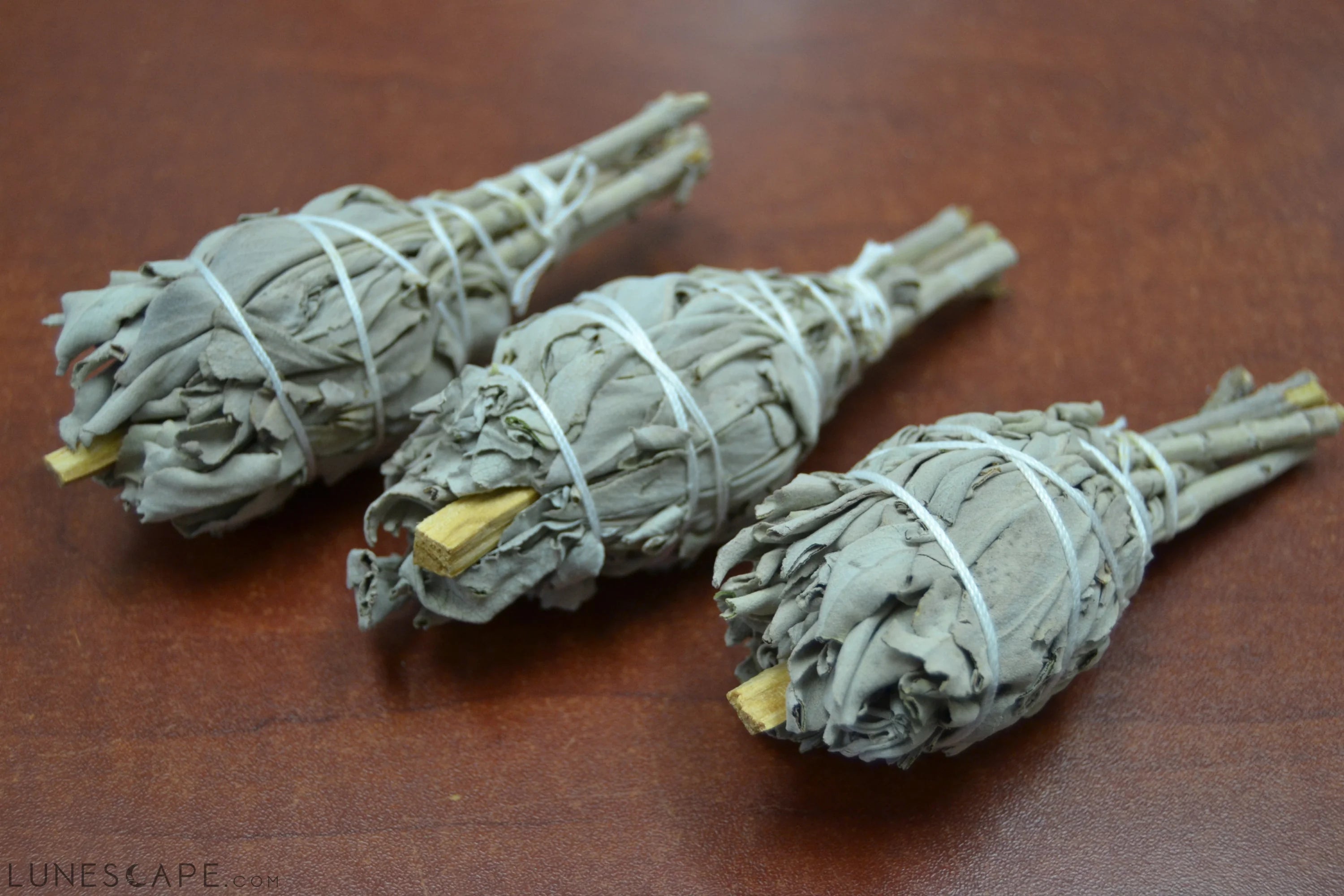 3 Pcs Mini White Sage + Palo Santo Bundle Smudge LUNESCAPE