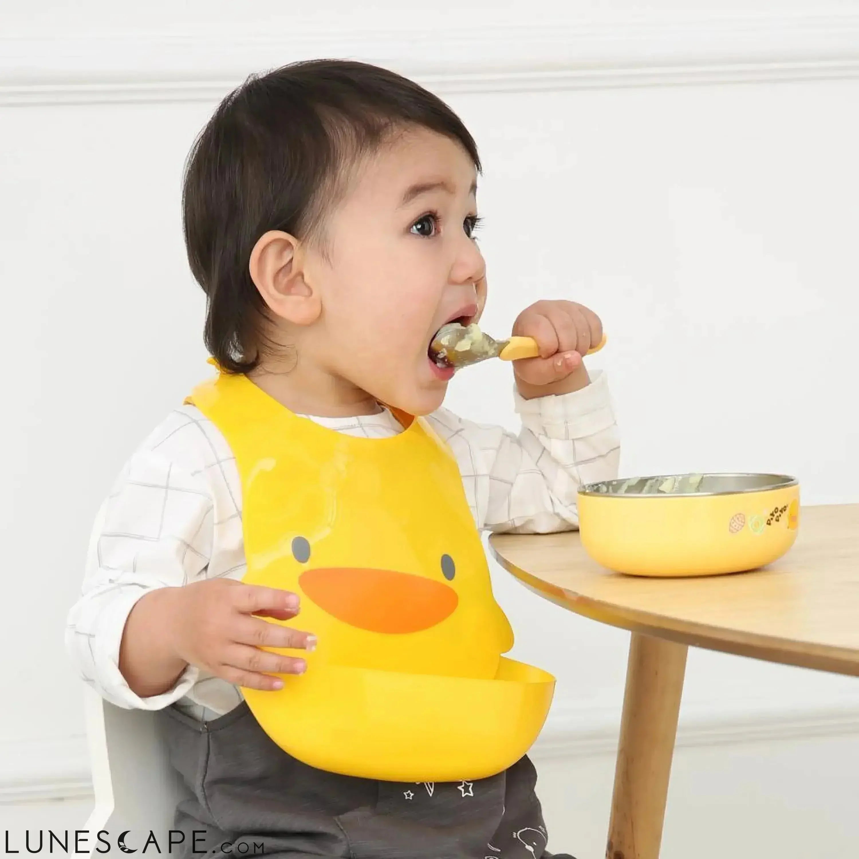 3-Piece Child's Bowl with Lid LUNESCAPE