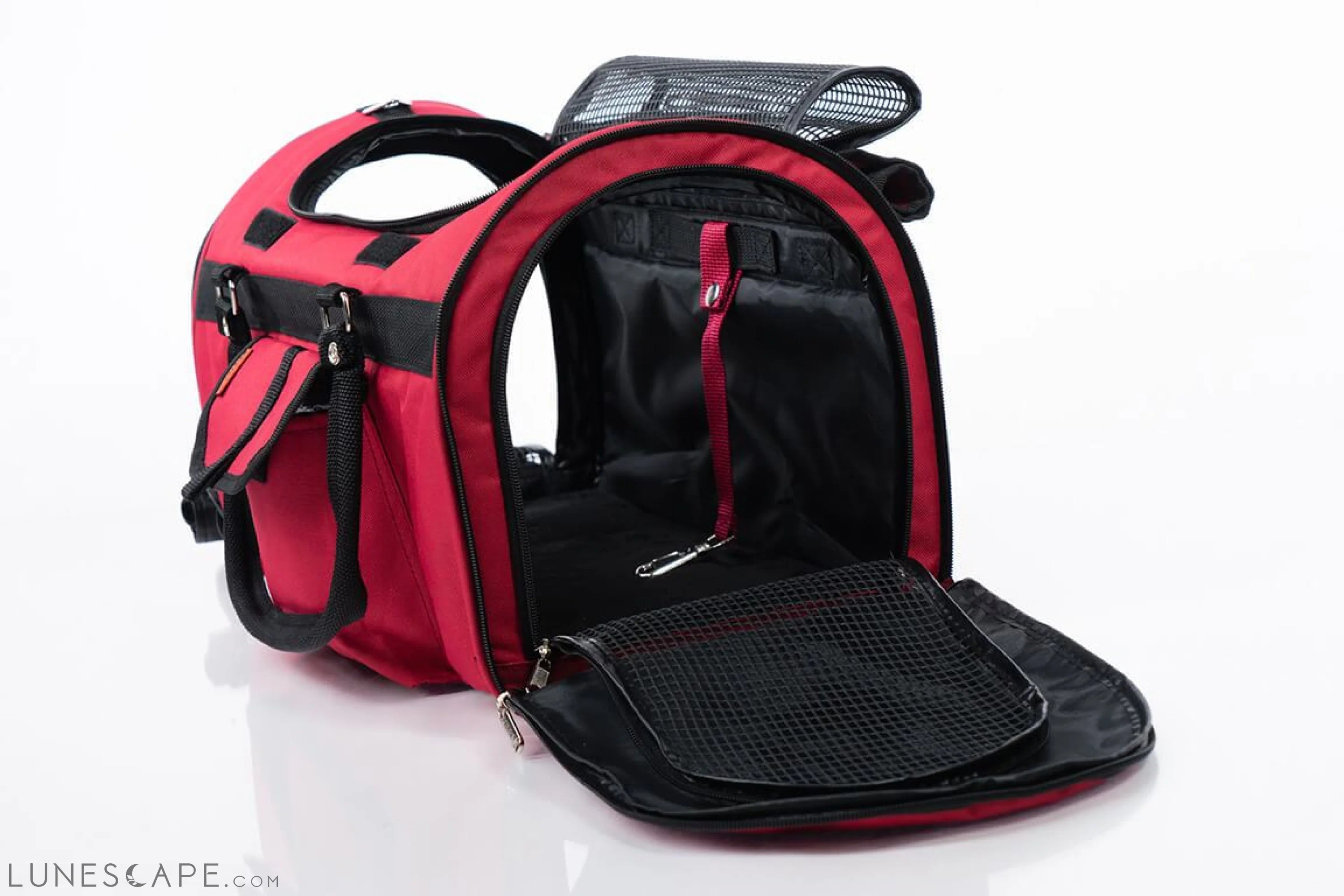 312 Hideaway™ Duffel - Pet Carrier LUNESCAPE