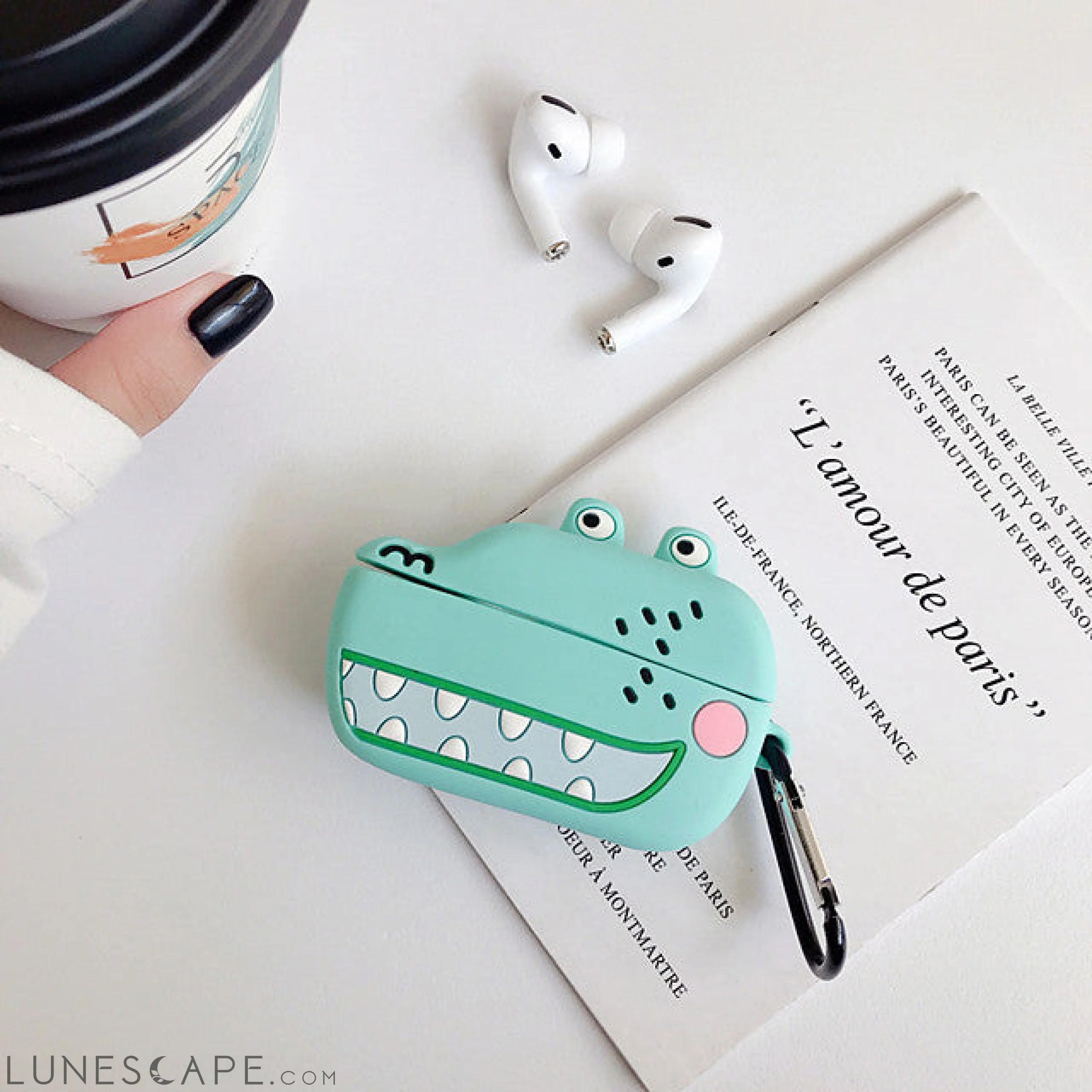 3D Crocodile AirPods Headphone Case LUNESCAPE