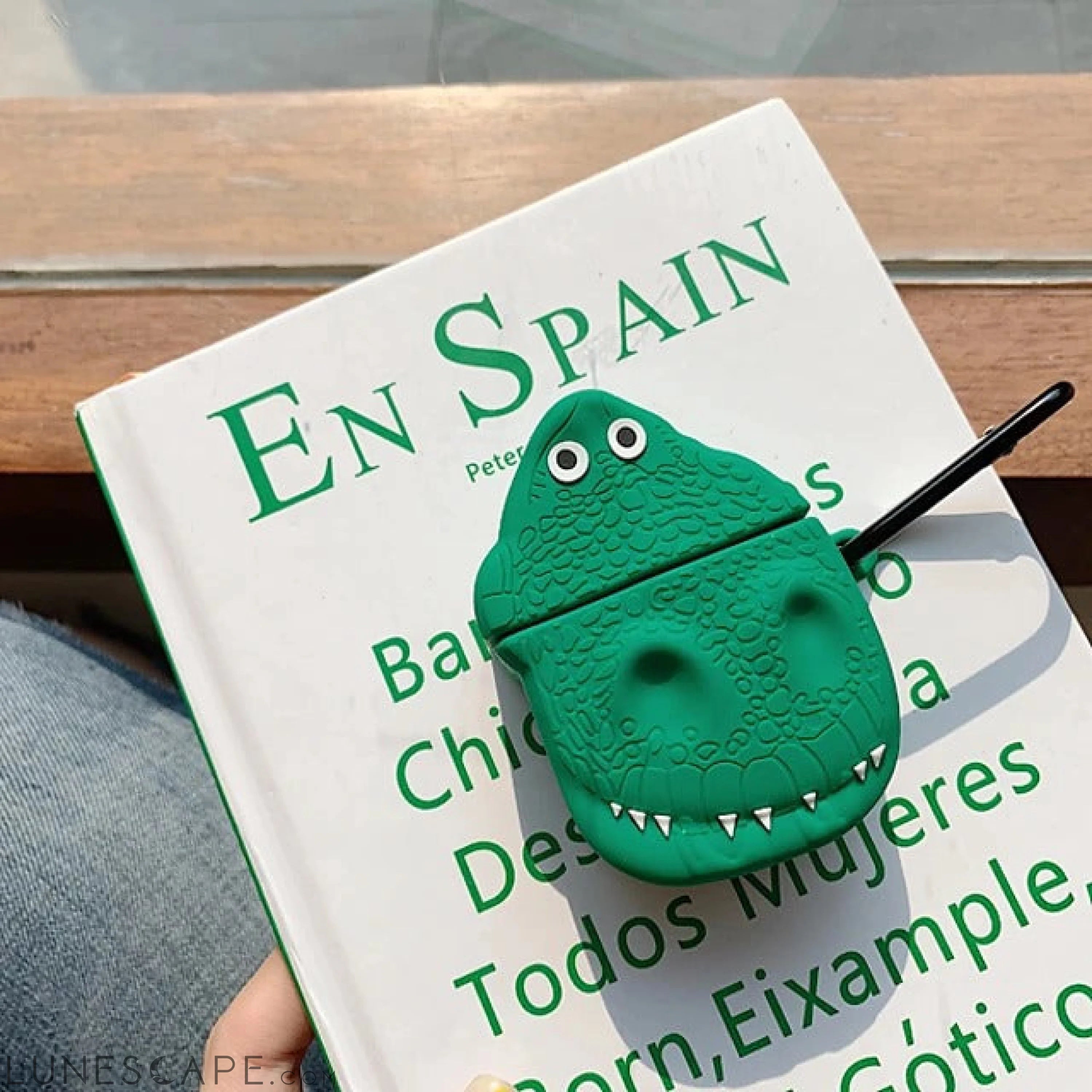 3D Dinosaur AirPods Headphone Case LUNESCAPE