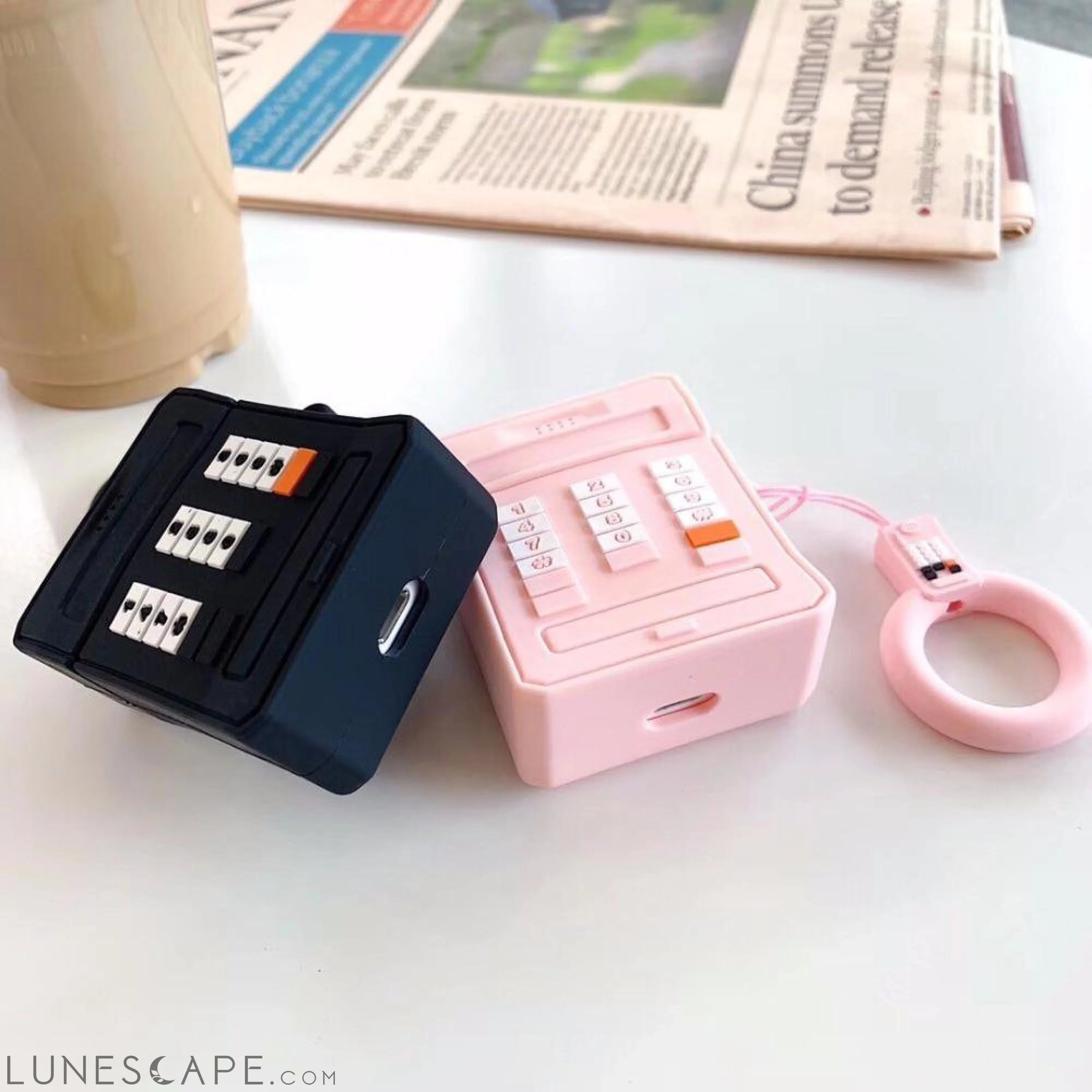3D Retro AirPods Case LUNESCAPE