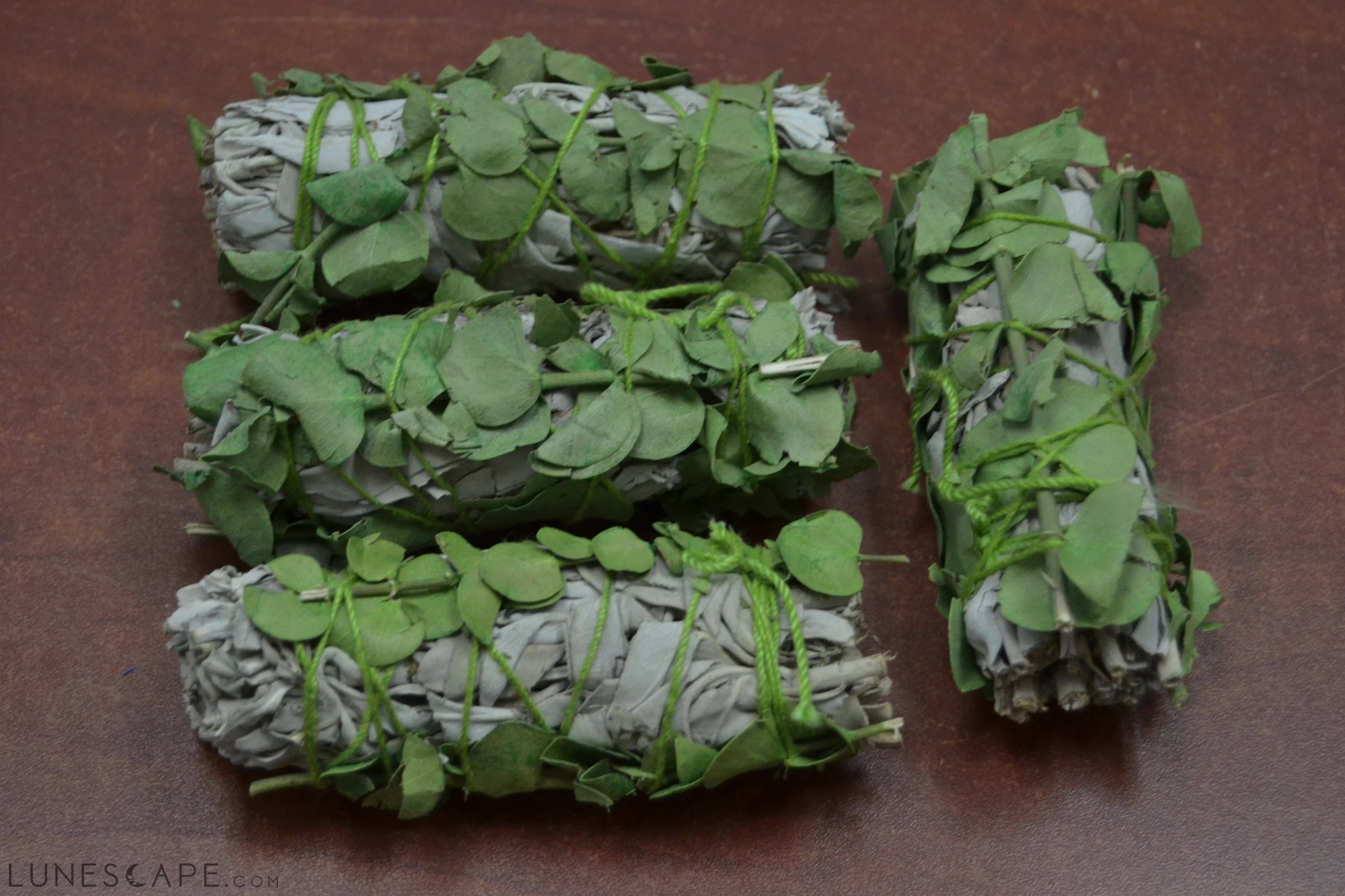 4 Pcs White Sage + Eucalyptus Bundle Smudge LUNESCAPE