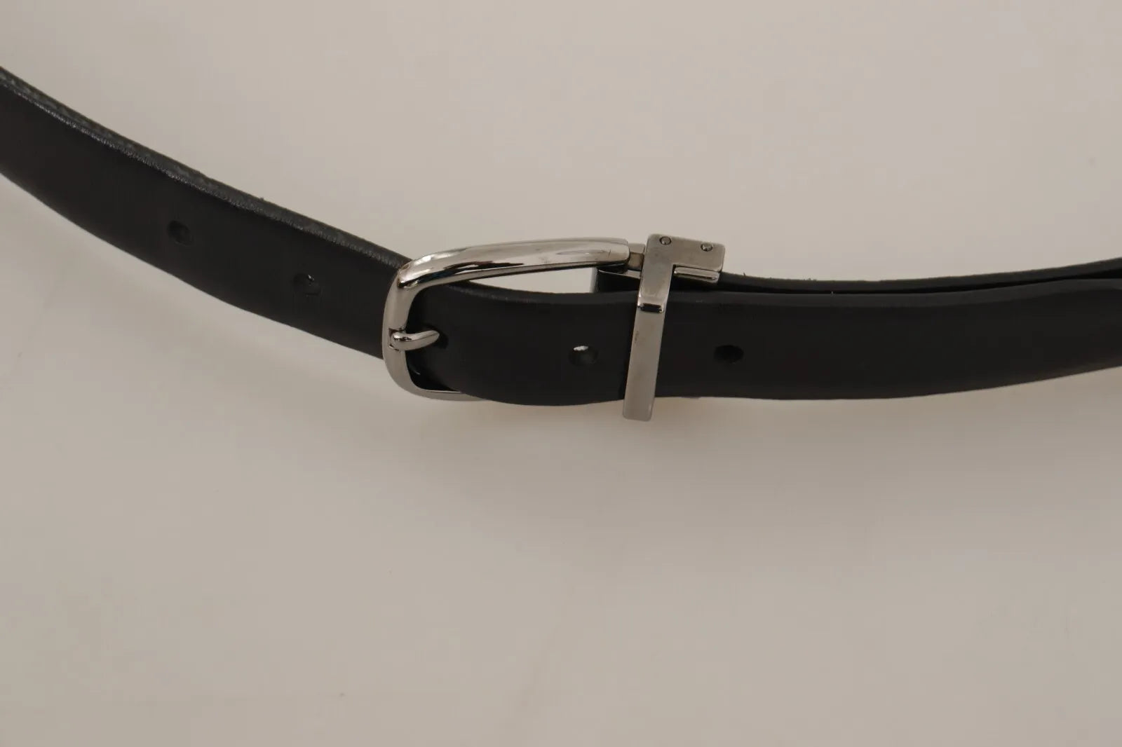 Dolce & Gabbana Black Classic Leather Silver Tone Metal Buckle Belt