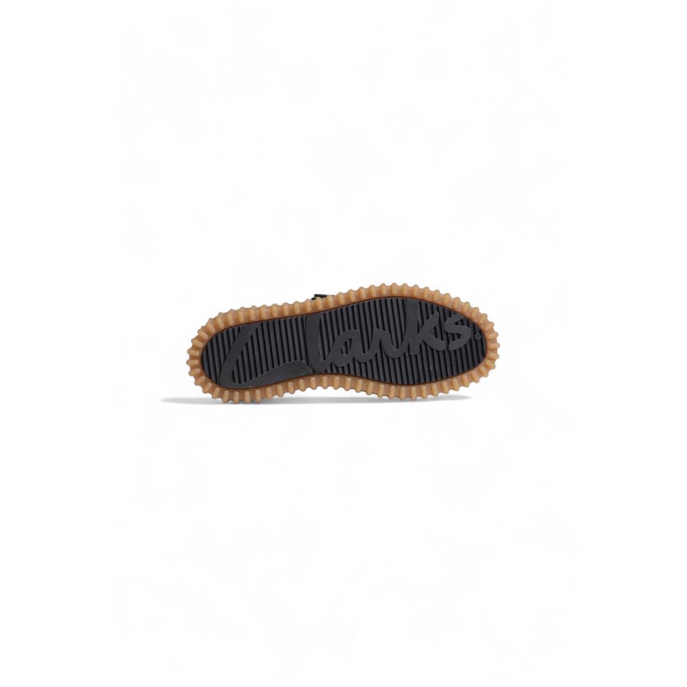 Clarks Black Sponge Flat Shoe LUNESCAPE