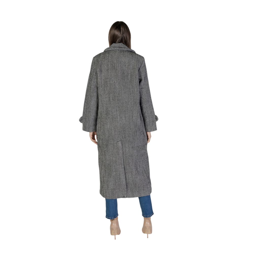 Vila Clothes Black Polyester Coat LUNESCAPE