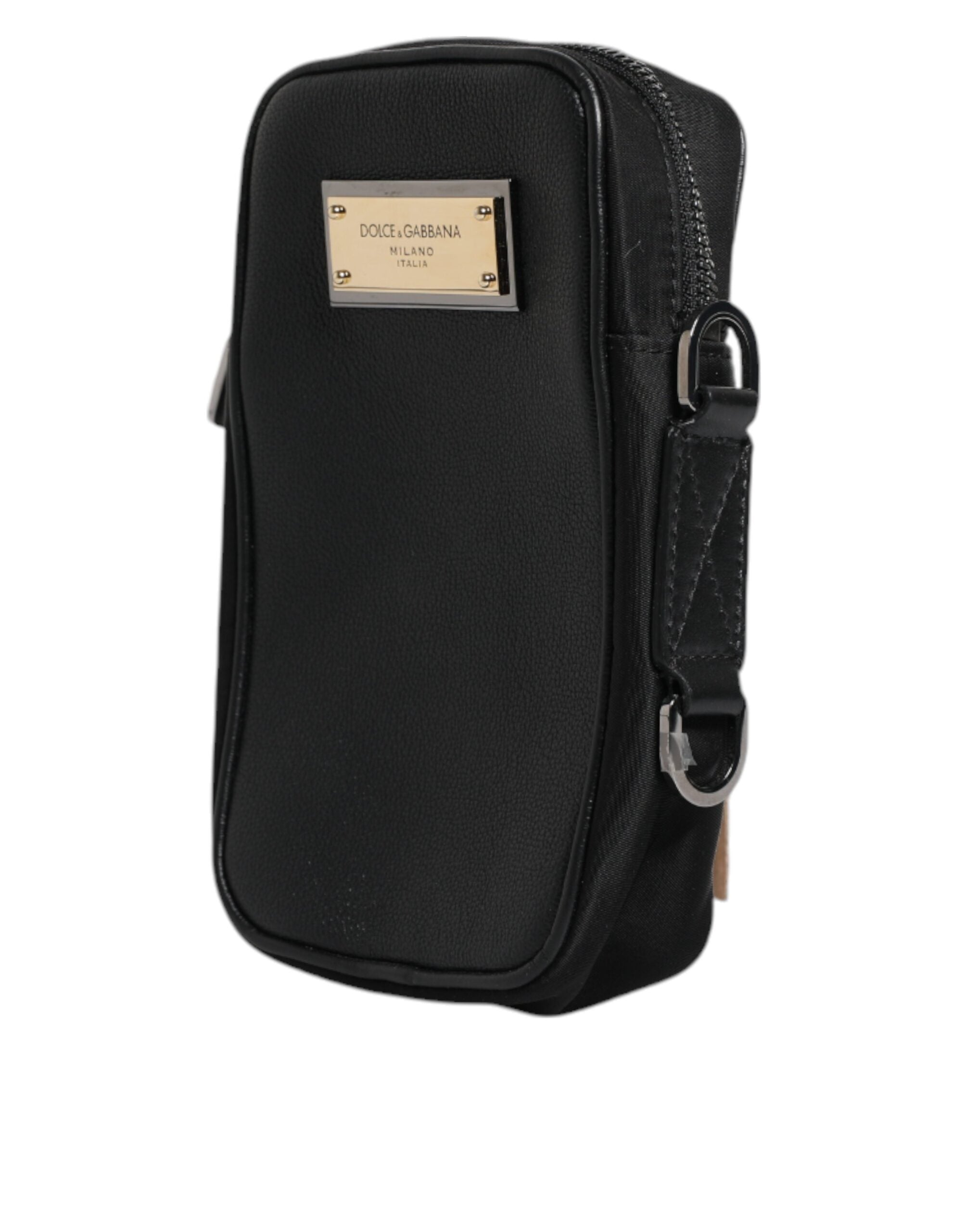 Dolce & Gabbana Black Grain Leather Logo Plaque Clutch Bag LUNESCAPE