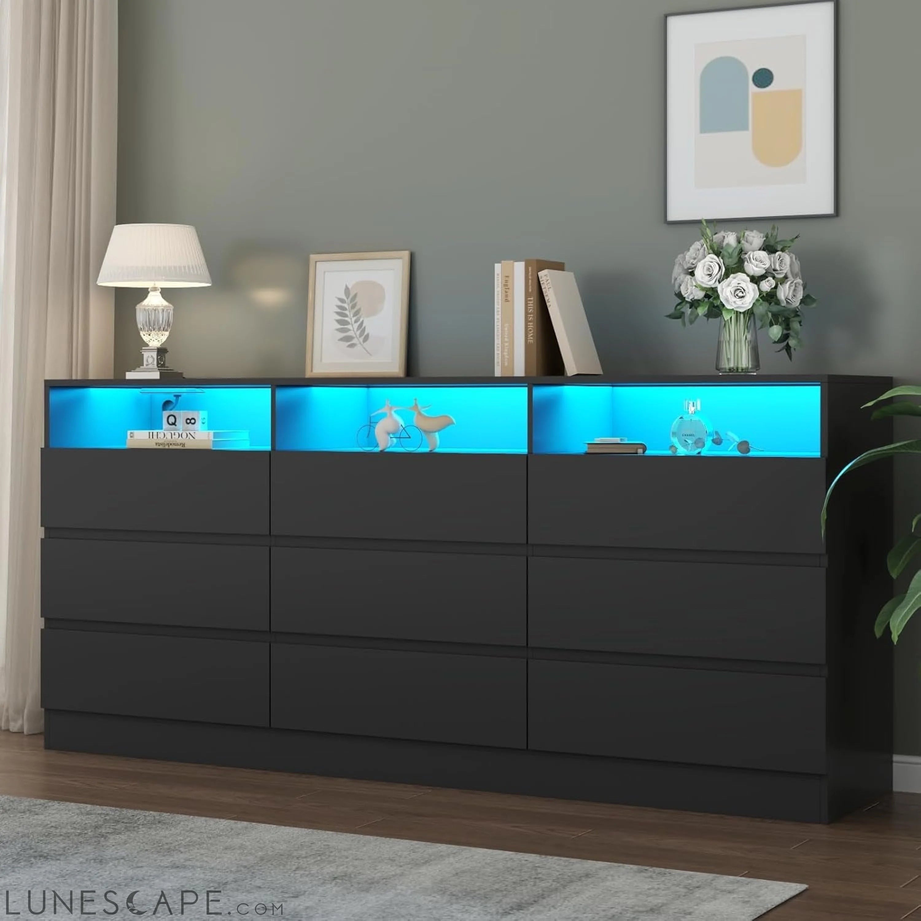 6 Drawers Dresser with Power Outlet, Accent Chests of Drawers with LED LUNESCAPE
