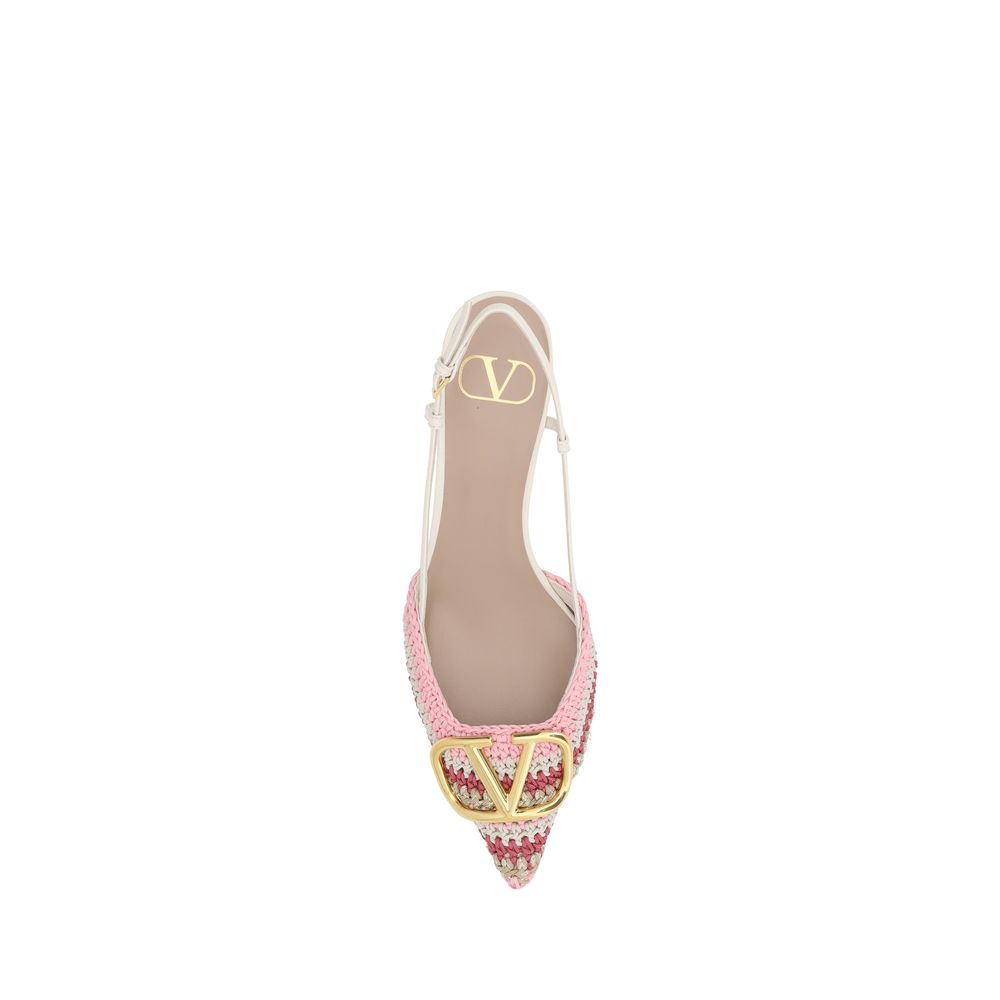 Valentino Garavani VLogo Pumps LUNESCAPE