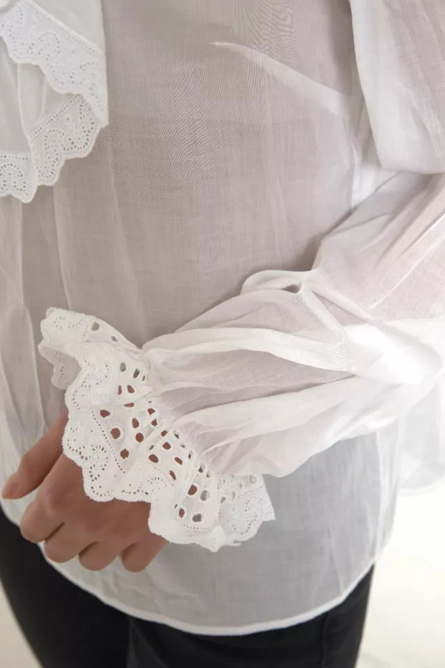 Dolce & Gabbana White Cotton Lace Trim Turtle Neck Blouse LUNESCAPE