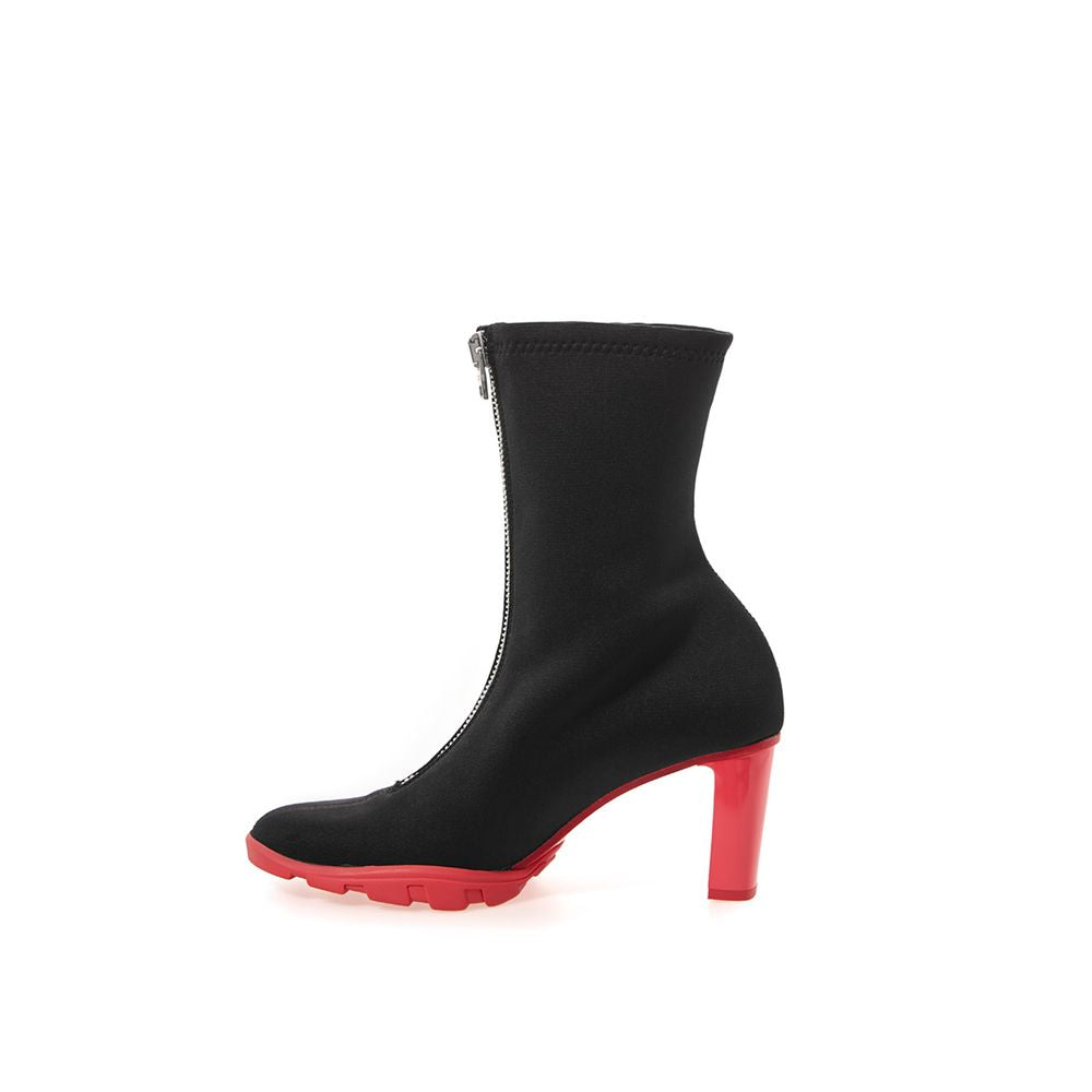 Alexander McQueen Black Boot LUNESCAPE