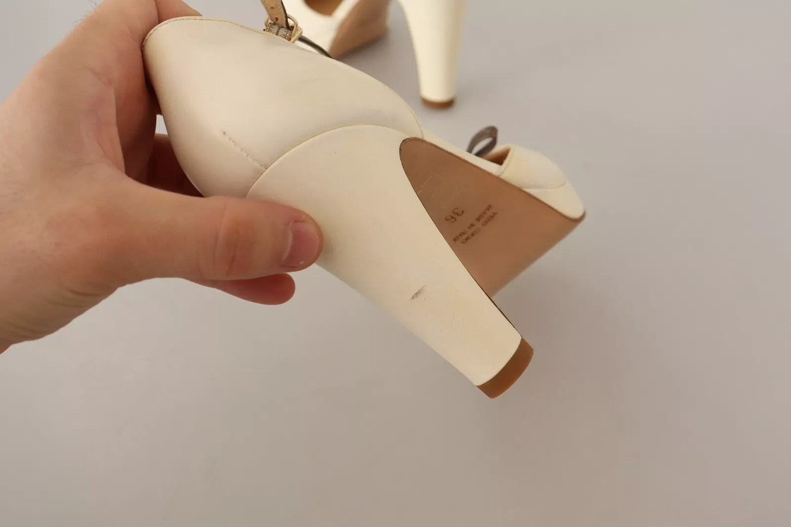 SERGIO LEVANTESI Beige T-Strap Block Heels Pumps Leather Shoes