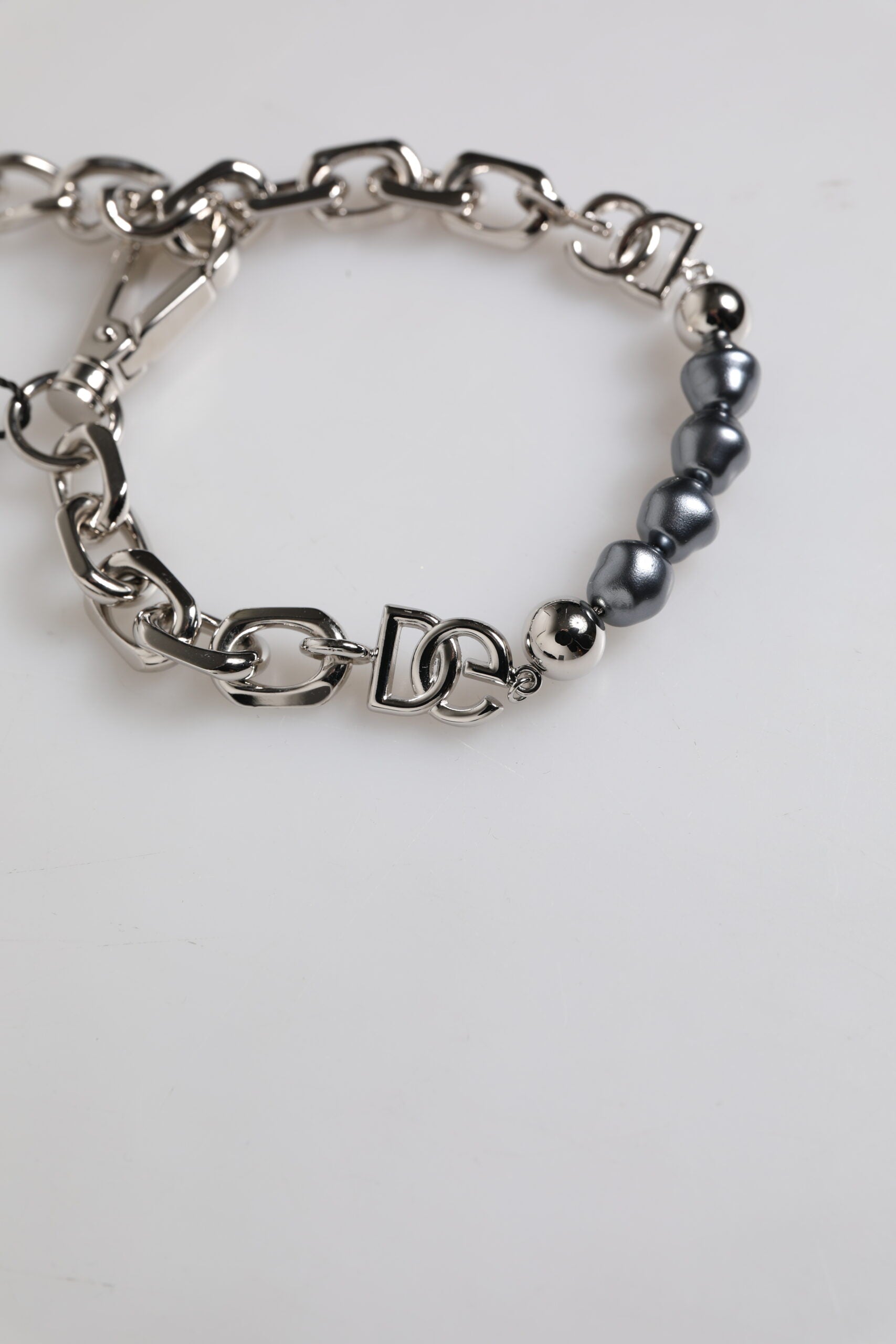 Dolce & Gabbana Silver Tone Chain Lobster Clasp Logo Gray Pearls Bracelet LUNESCAPE