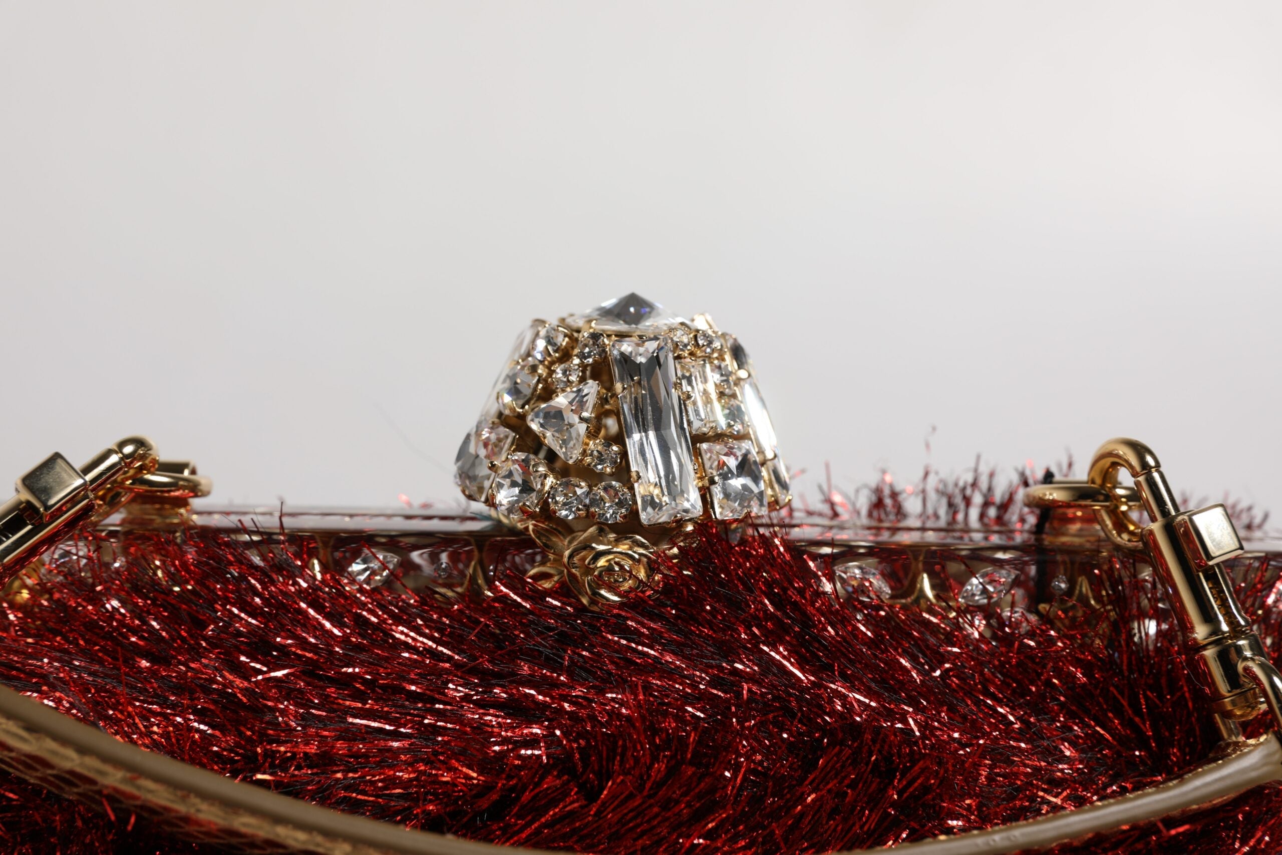 Dolce & Gabbana Red Gold Chain VANDA Tinsel Crystals Evening Clutch Bag LUNESCAPE