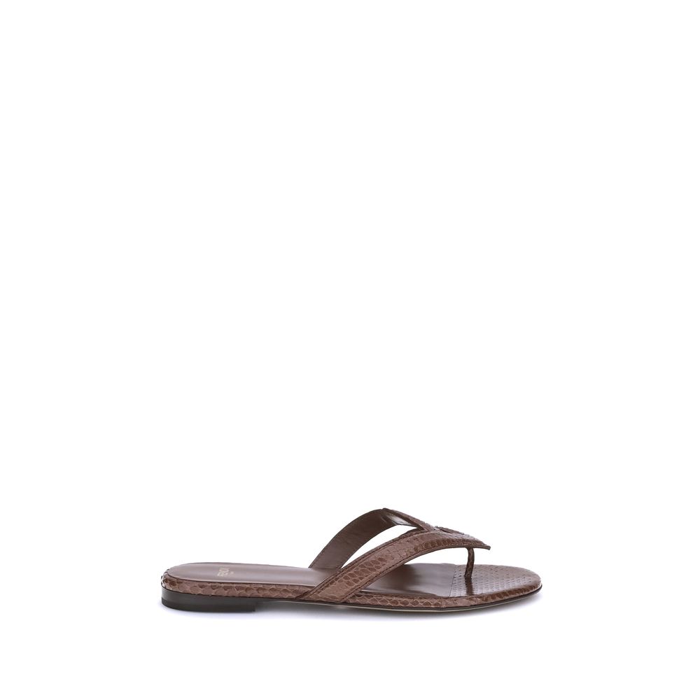 Fendi Infradito Ayers Sandals LUNESCAPE