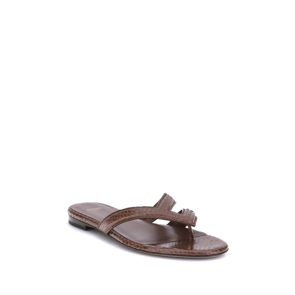 Fendi Infradito Ayers Sandals LUNESCAPE