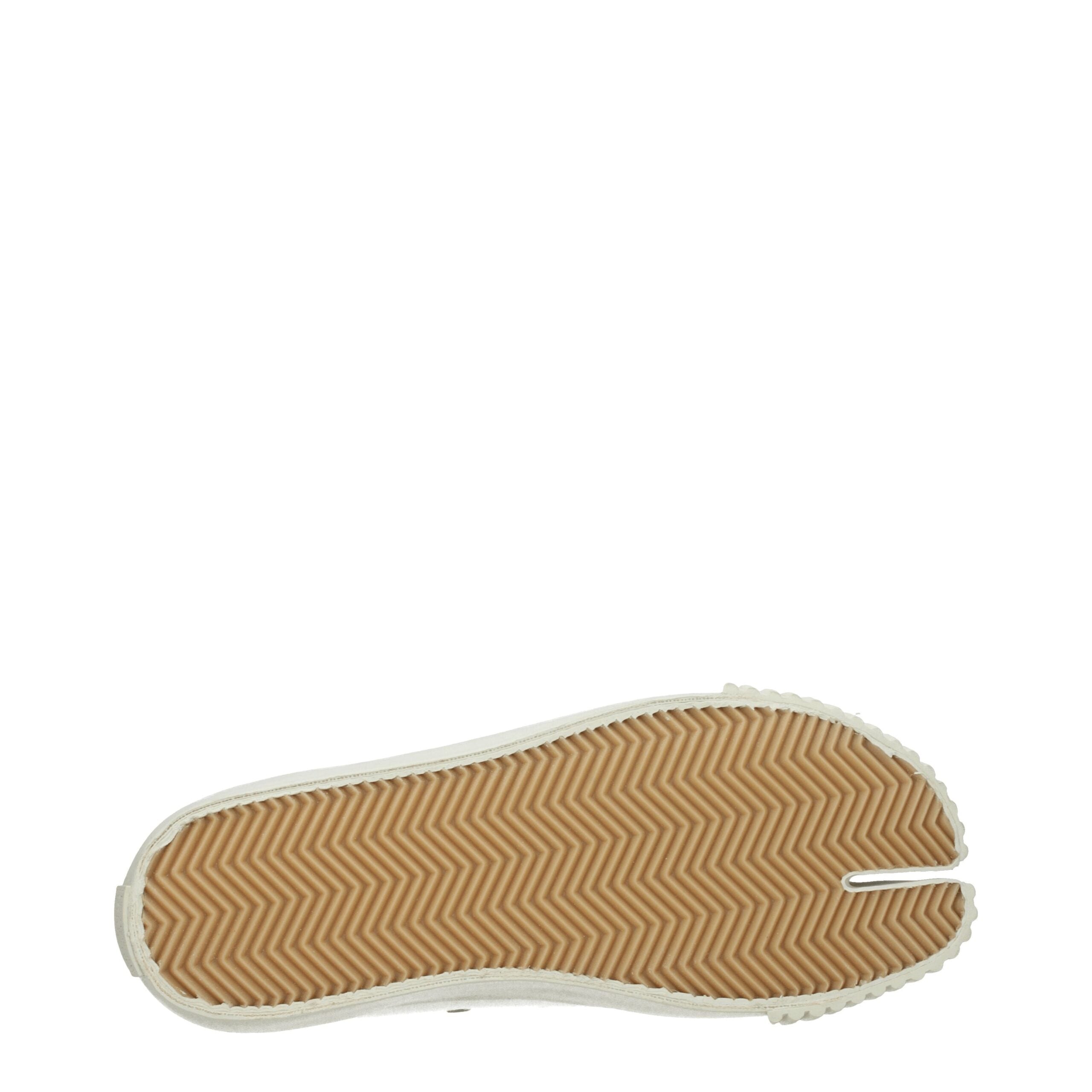 Maison Margiela White Fabric Low Tops LUNESCAPE