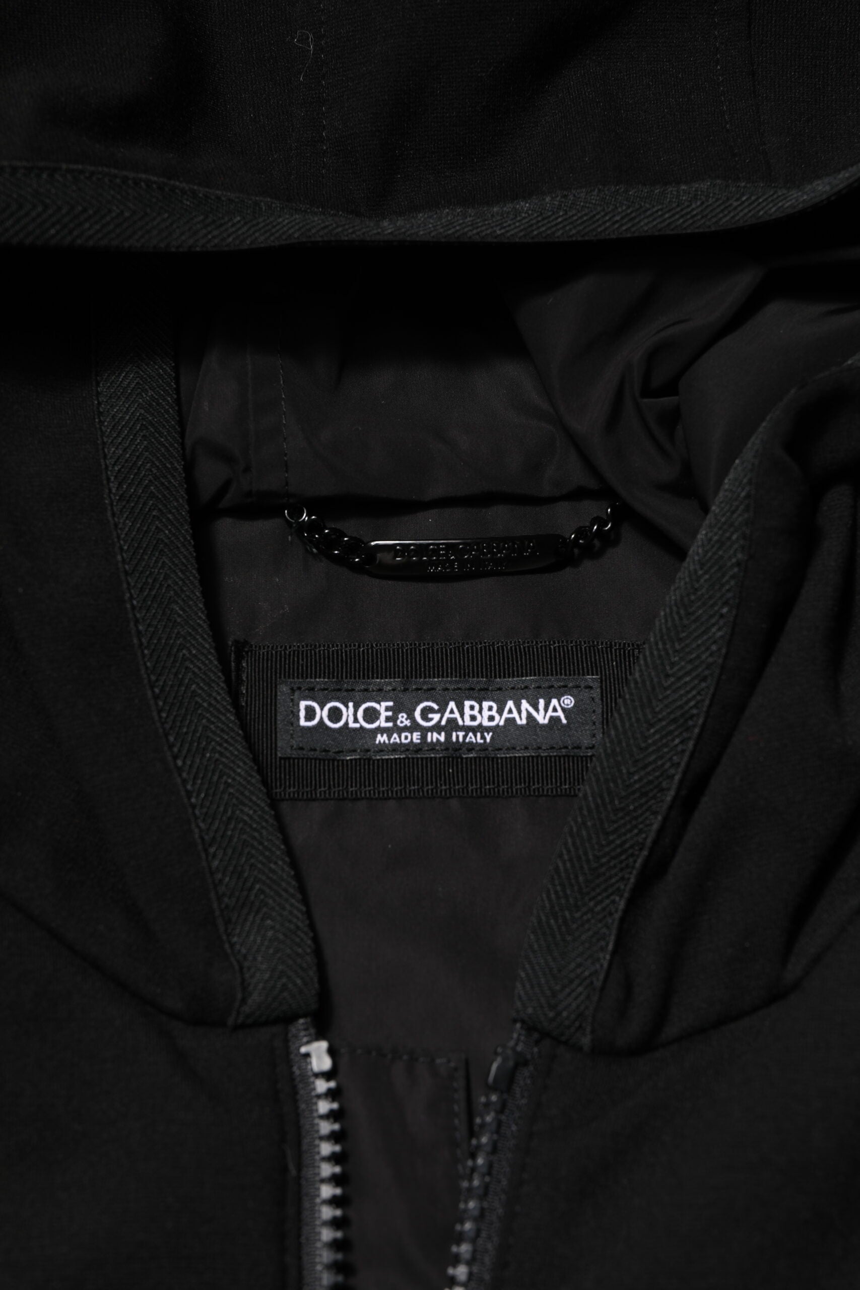 Dolce & Gabbana Black Sleeveless Hooded Logo Plaque Jacket LUNESCAPE
