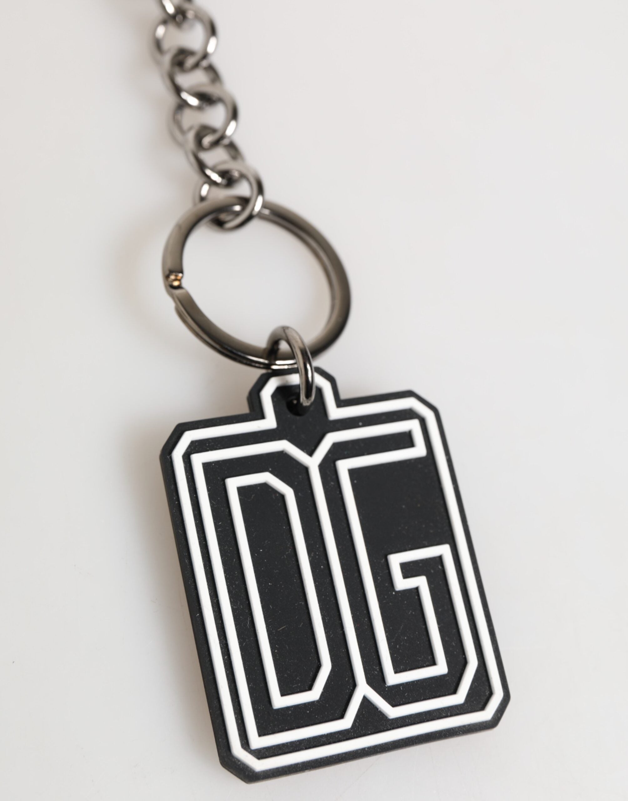 Dolce & Gabbana Black White DG Rubber Logo Silver Keychain LUNESCAPE