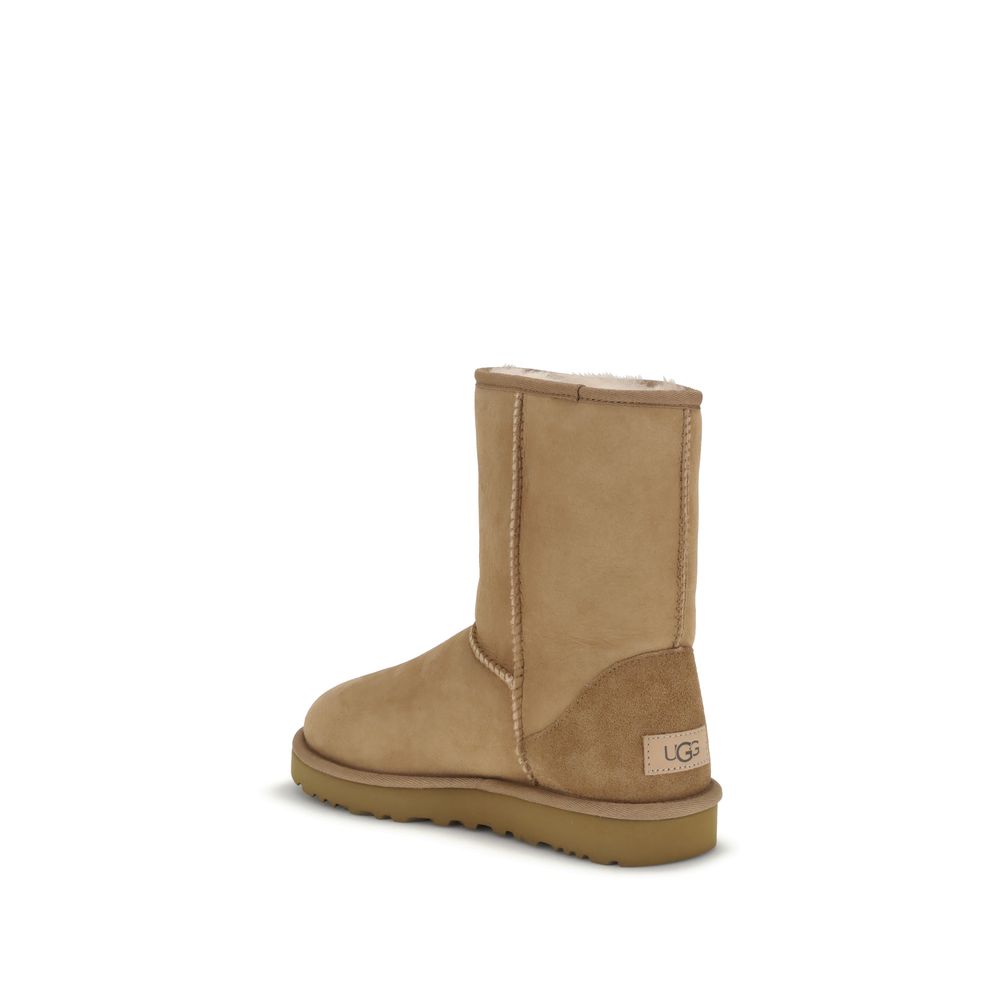 UGG Classic Short II Boots LUNESCAPE