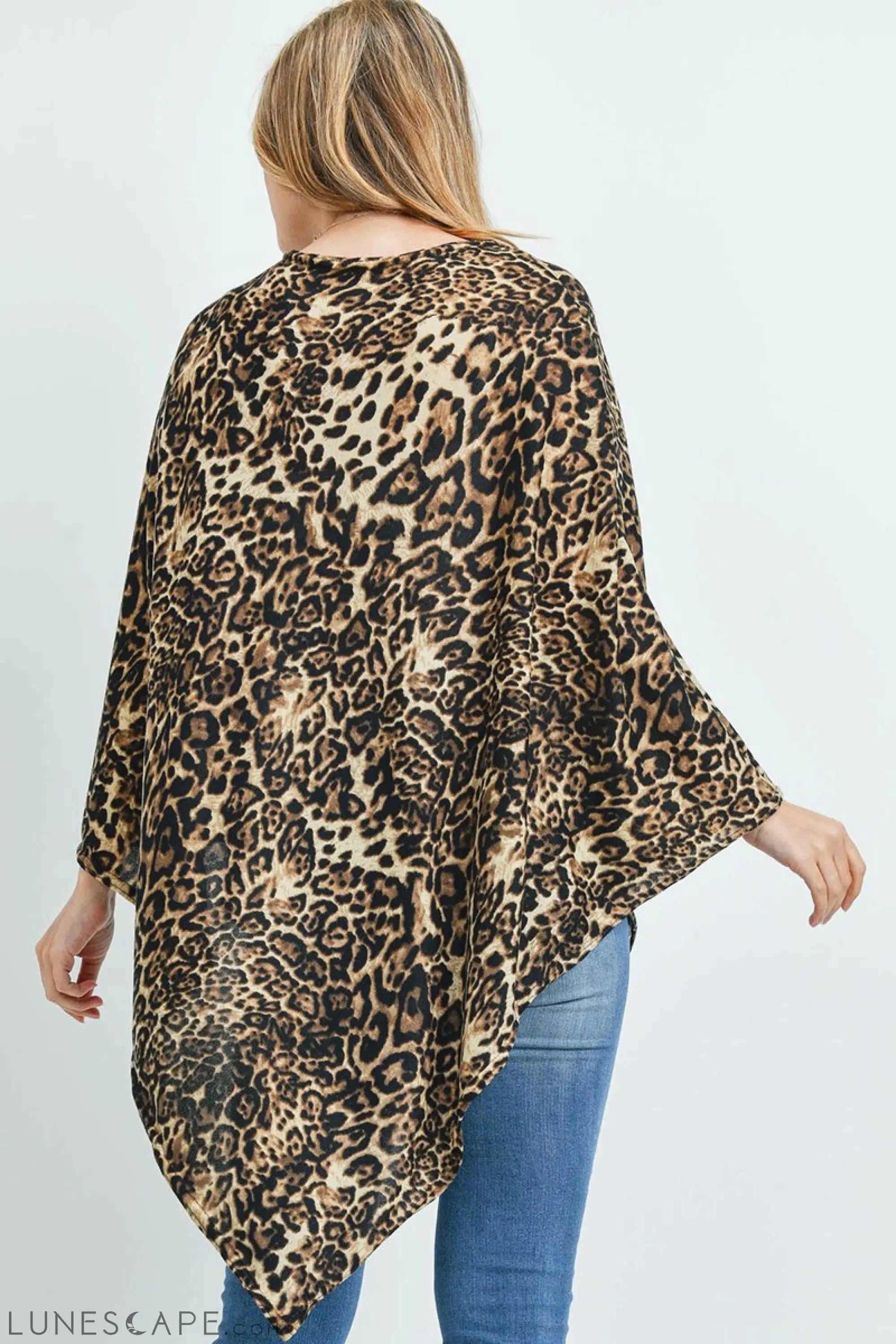 All Year Round Leopard Poncho LUNESCAPE