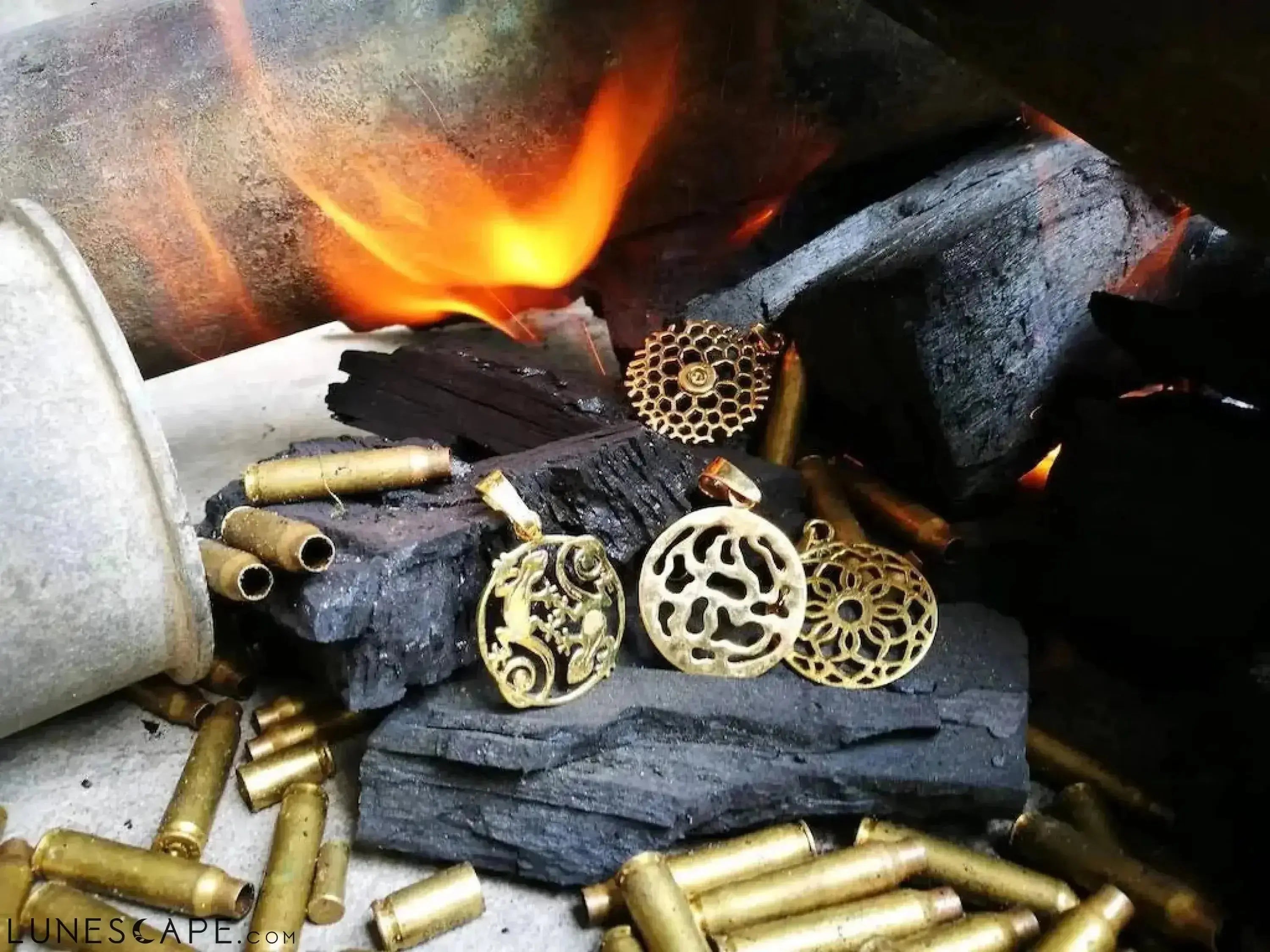 Angkor Bullet Cuff LUNESCAPE