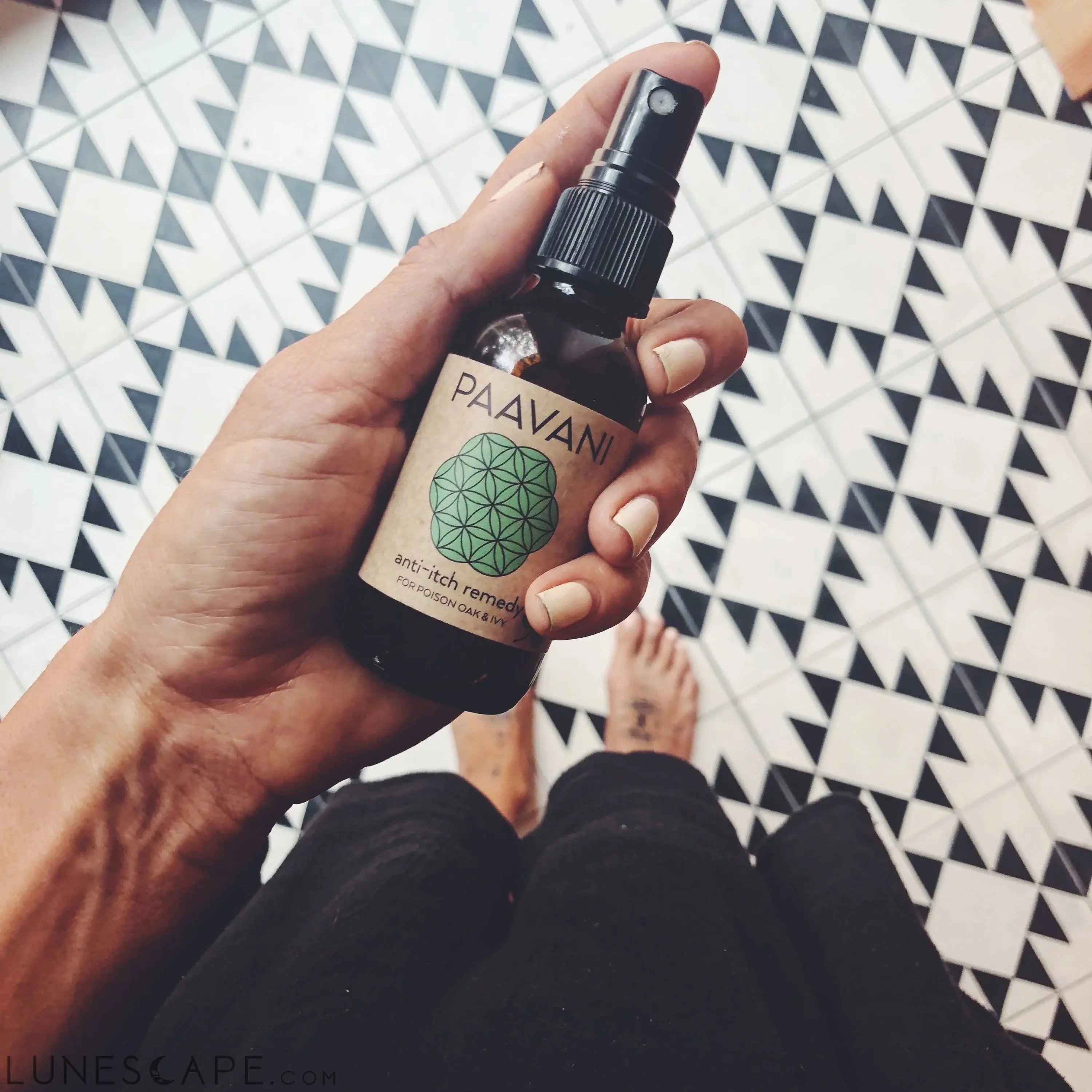 Anti-Itch Remedy LUNESCAPE