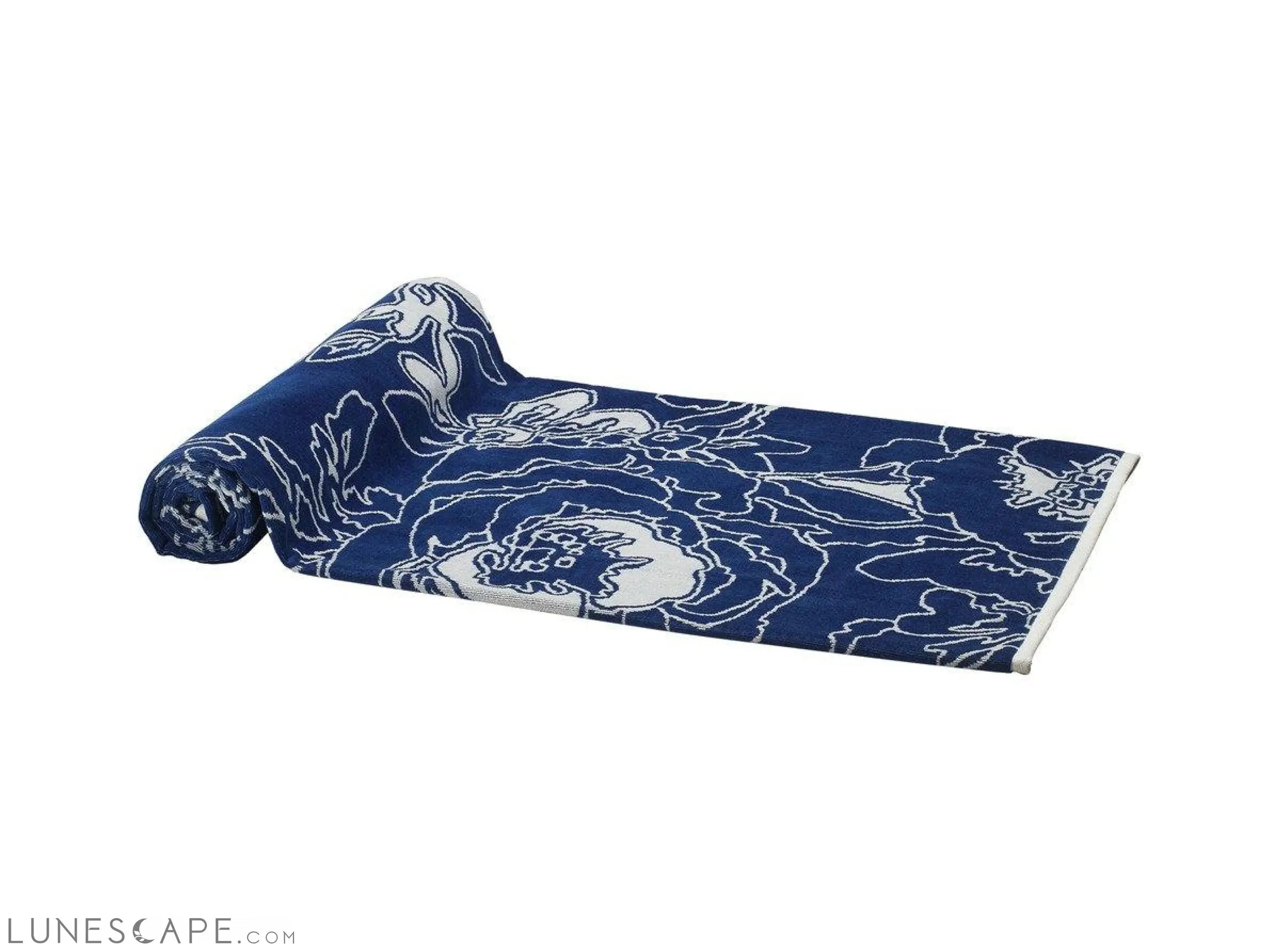 Blue Graphic Flowers Beach Towel LUNESCAPE