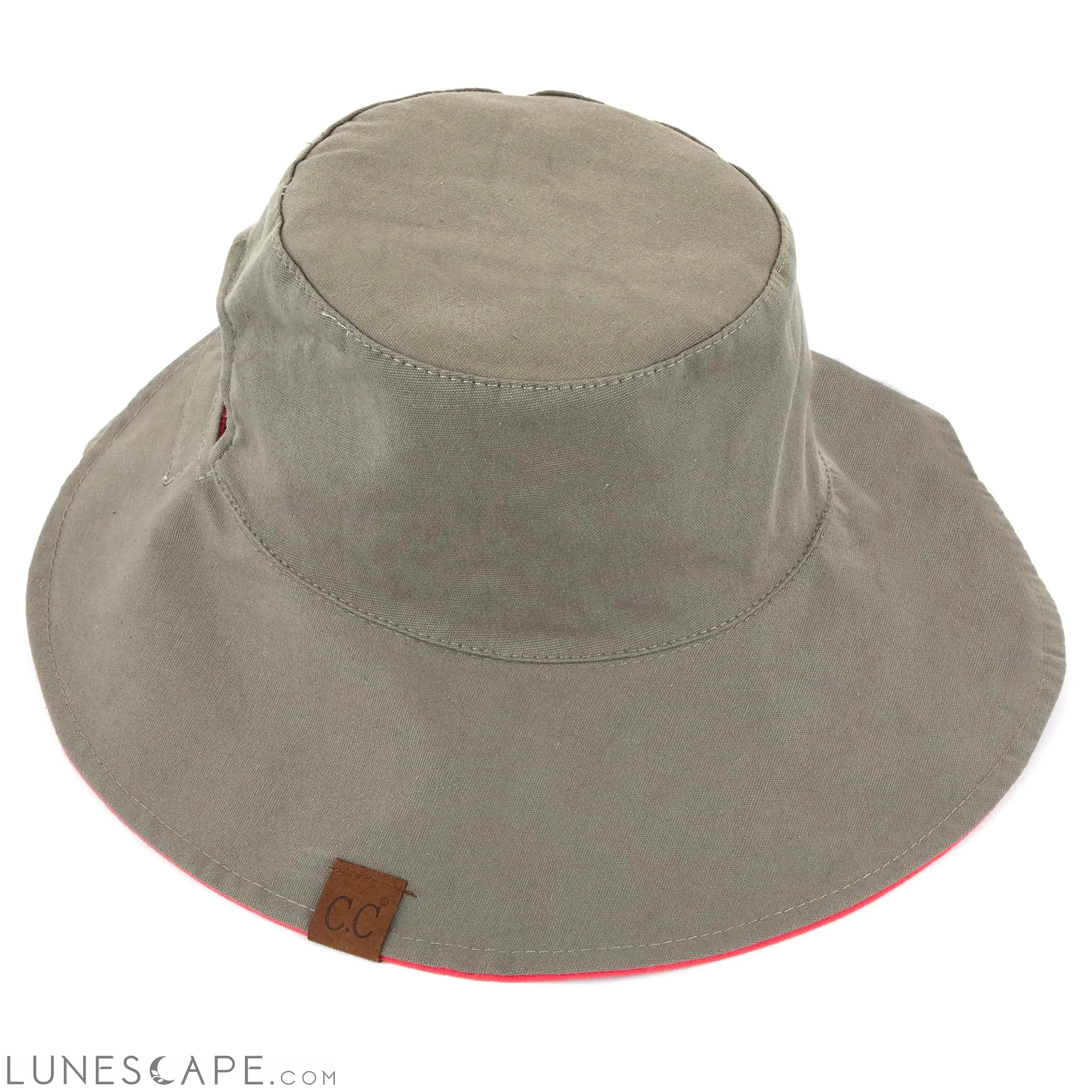 CC Reversible Ponytail Bucket Hat LUNESCAPE