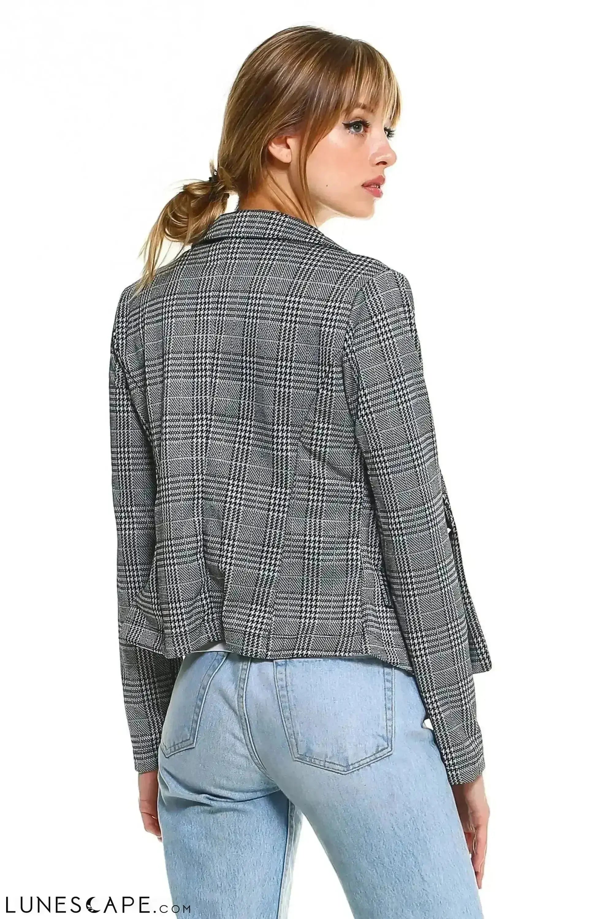 Cropped Plaid Blazer LUNESCAPE