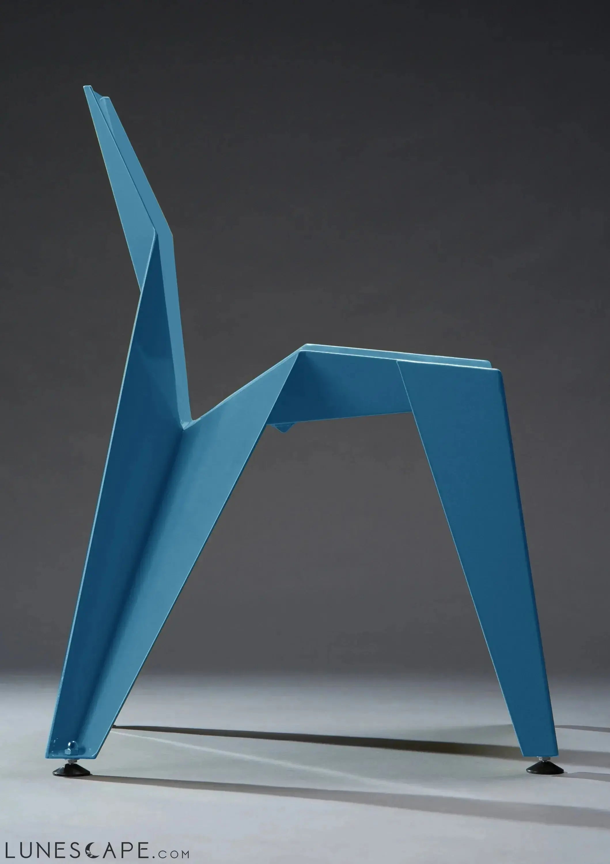 EDGE Chair - Sky Blue LUNESCAPE
