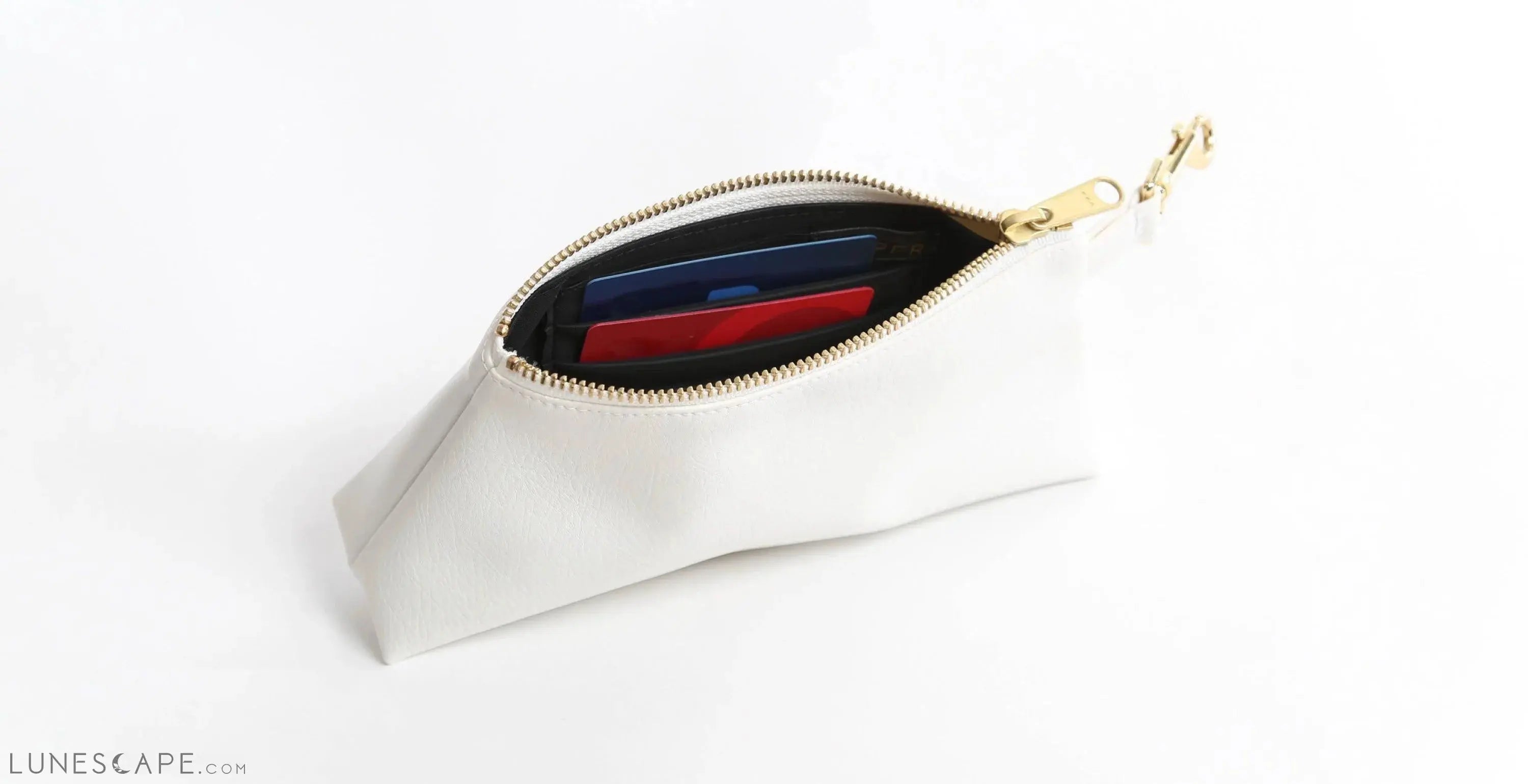 Frost White Vegan Leather Bag LUNESCAPE