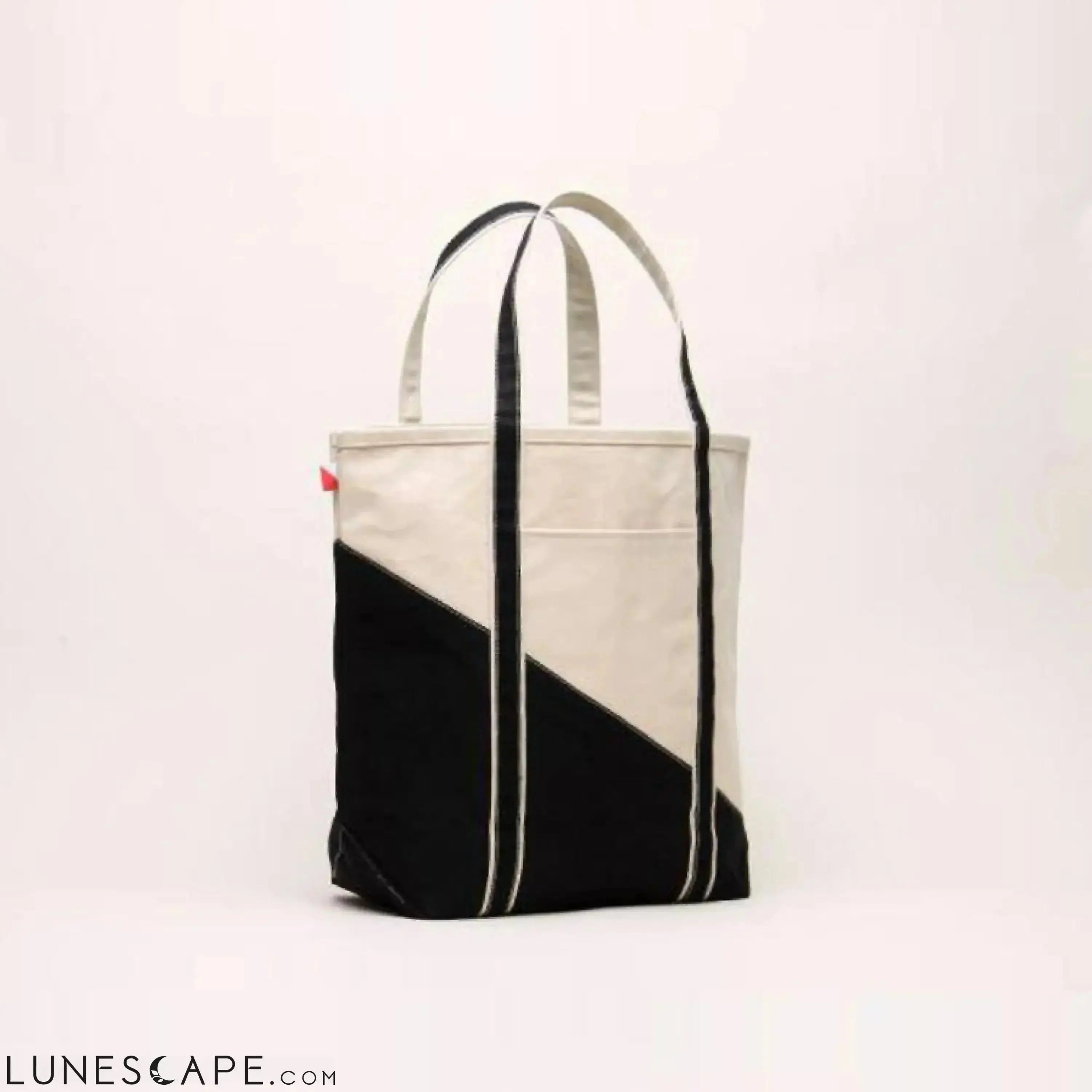 Large Contemporary Boat Bag LUNESCAPE