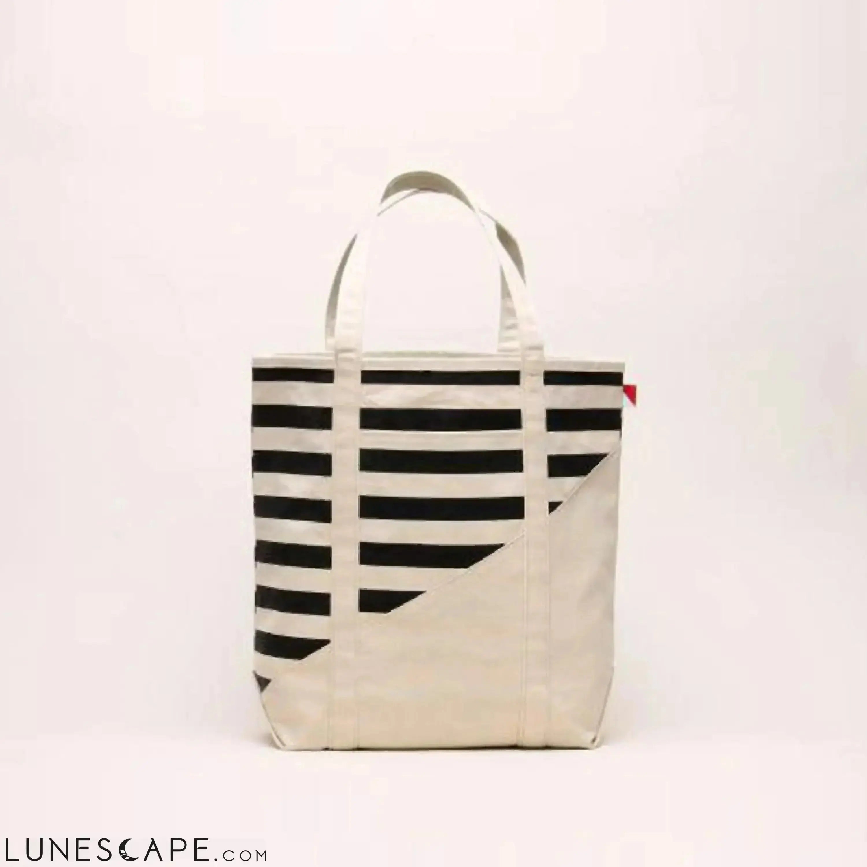 Large Contemporary Boat Bag LUNESCAPE