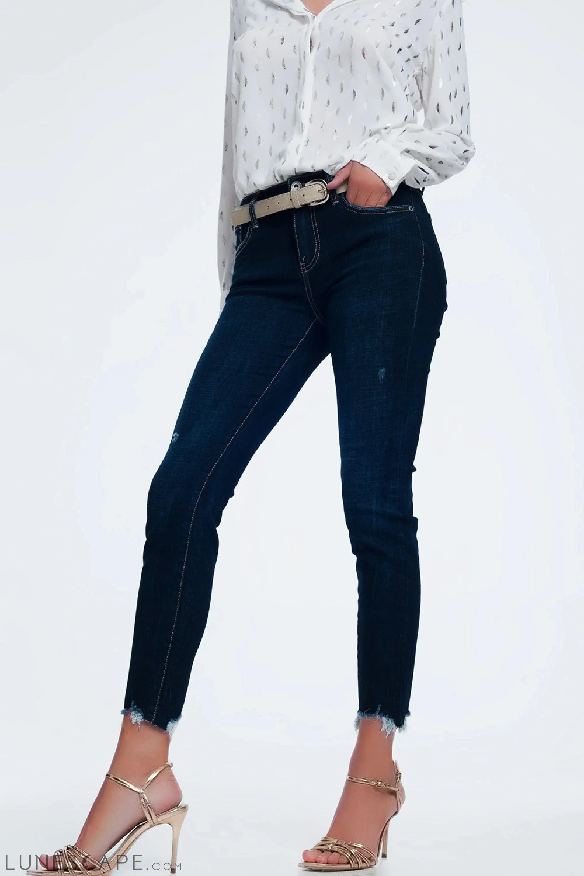 Mid Rise Jeans in Bright Blue With Raw Hem LUNESCAPE