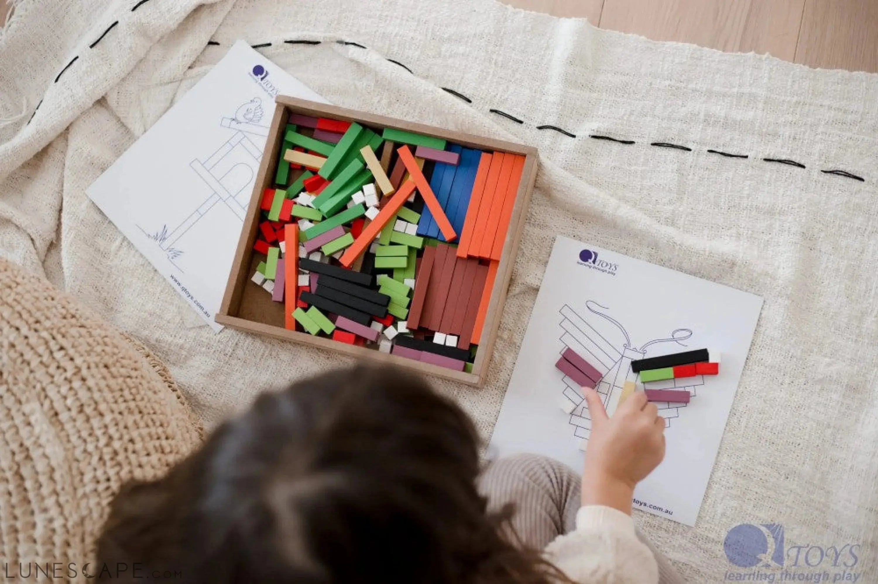 QToys Australia (USA) Cuisinair Learning Rods LUNESCAPE