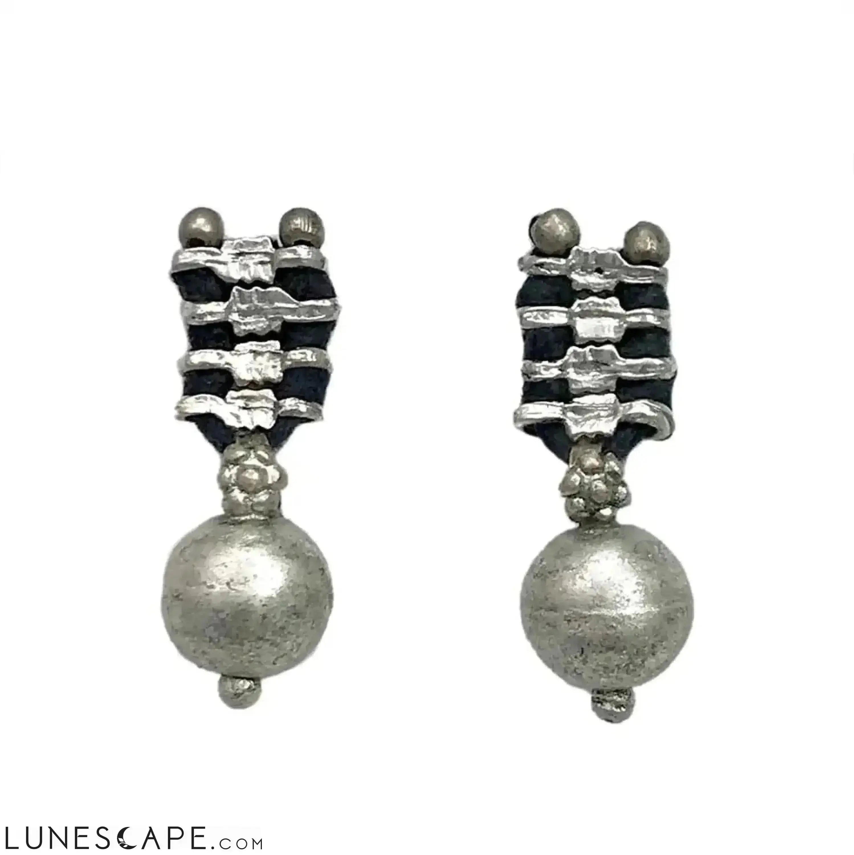 Salena Earrings LUNESCAPE