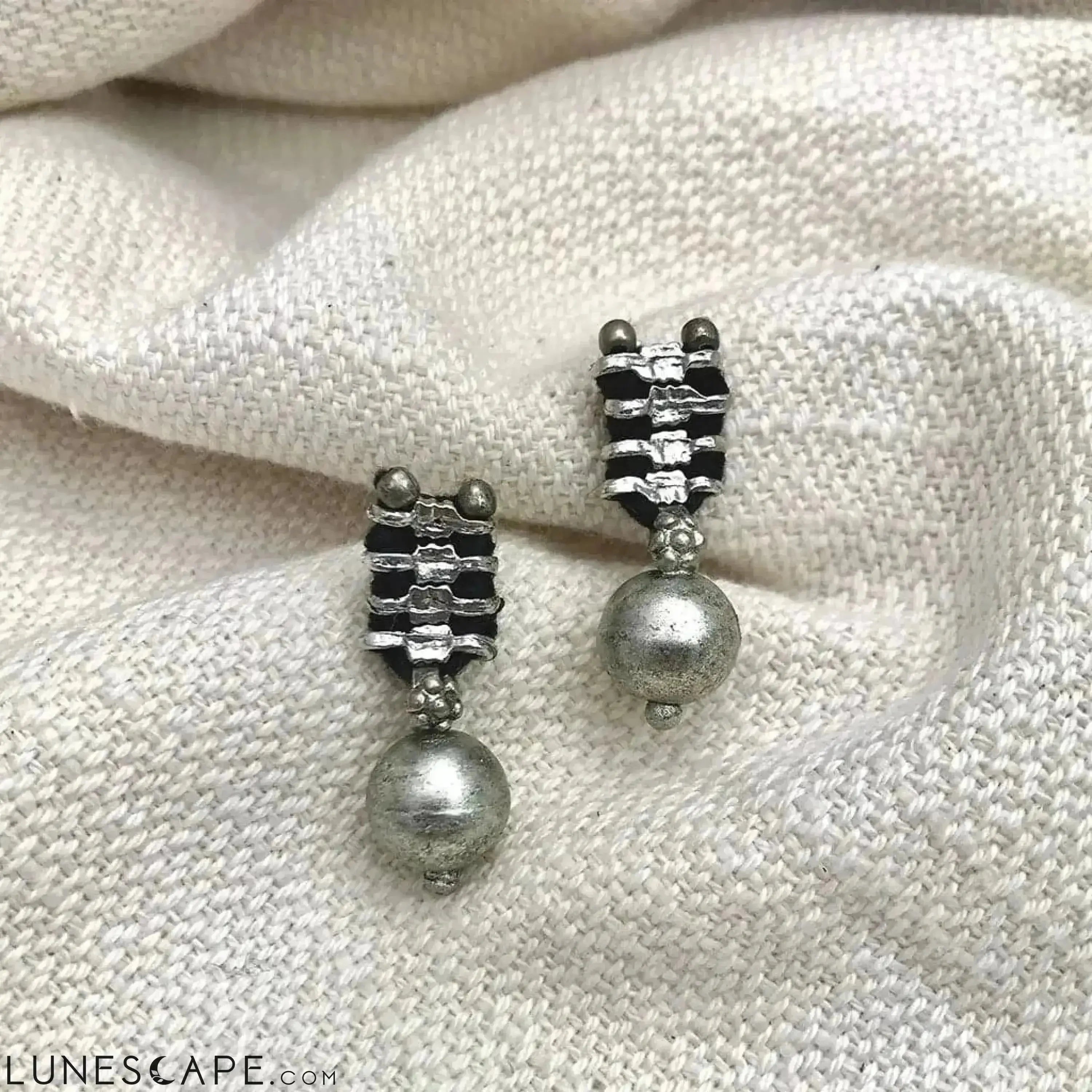 Salena Earrings LUNESCAPE