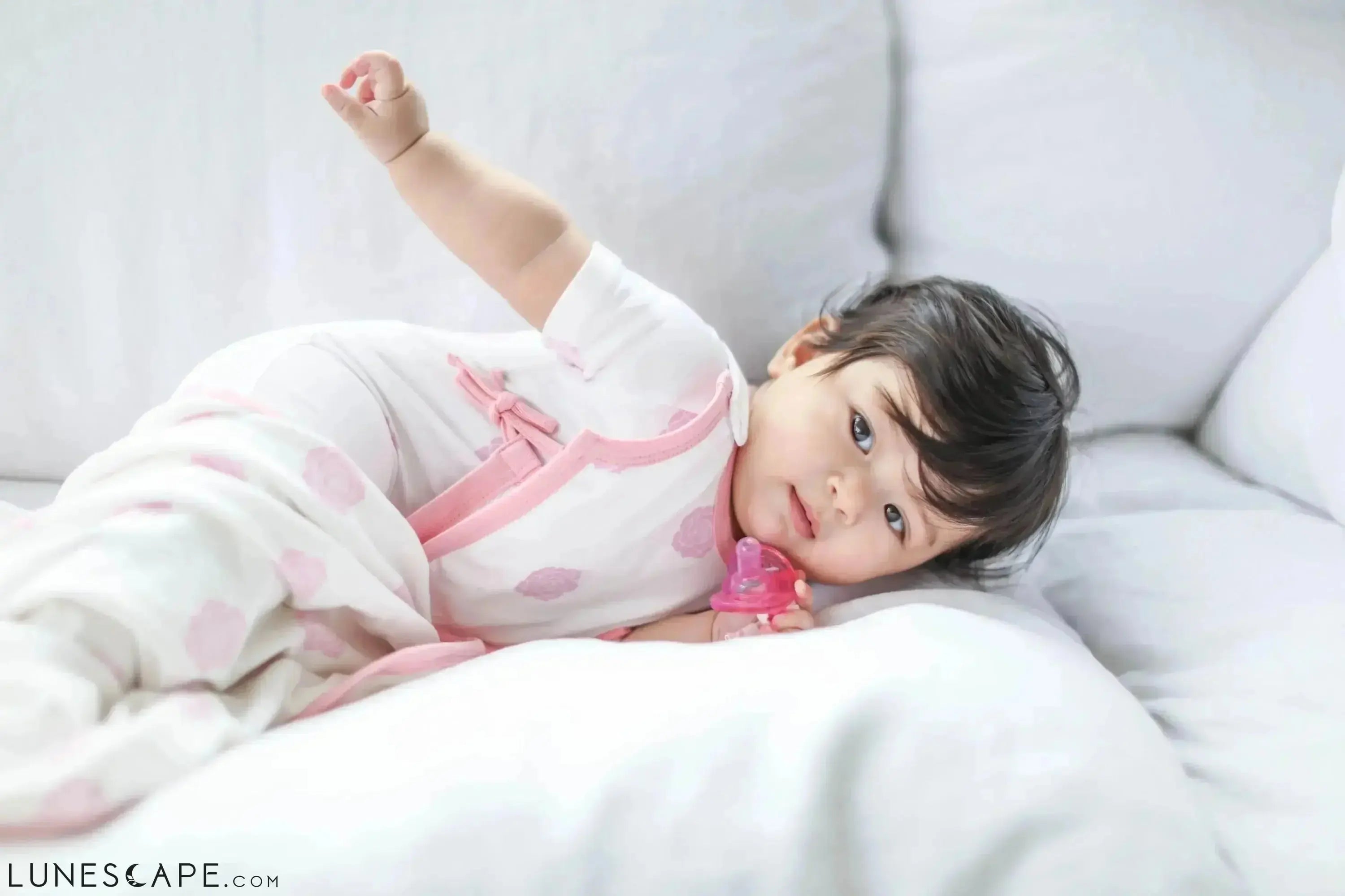 Smart Short Sleeve Kimono Romper + Bib - Pink Rose LUNESCAPE