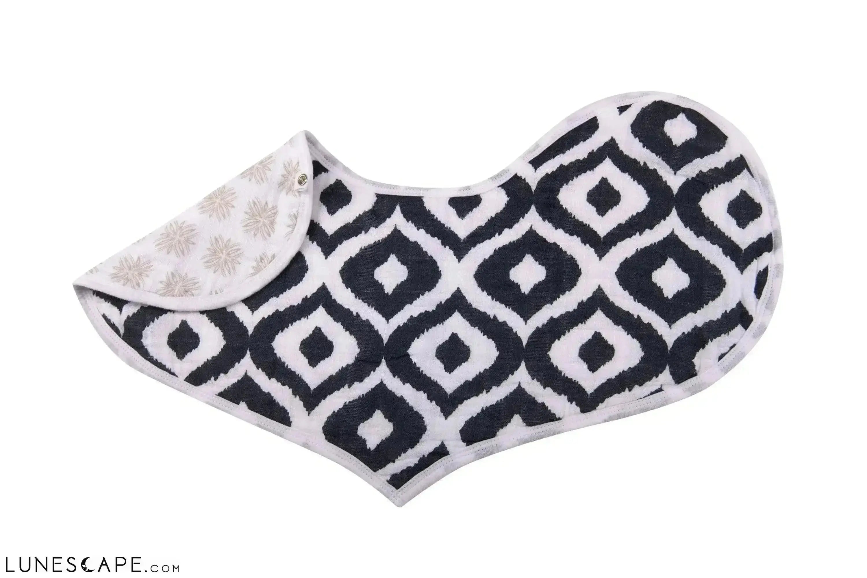 World Wanderer Heart Bibs - Set of 2 LUNESCAPE