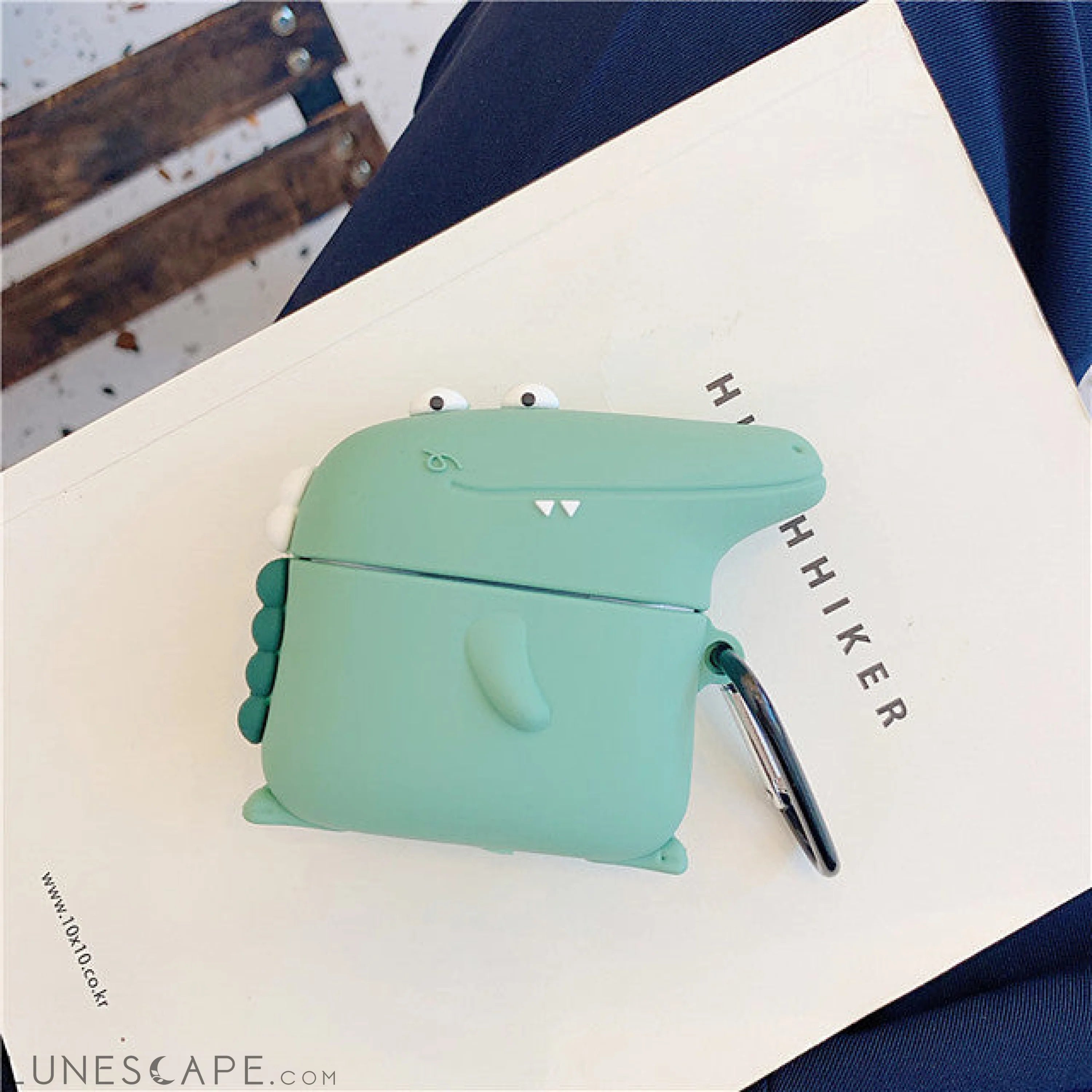 Alligator AirPods Pro Headphone Case LUNESCAPE