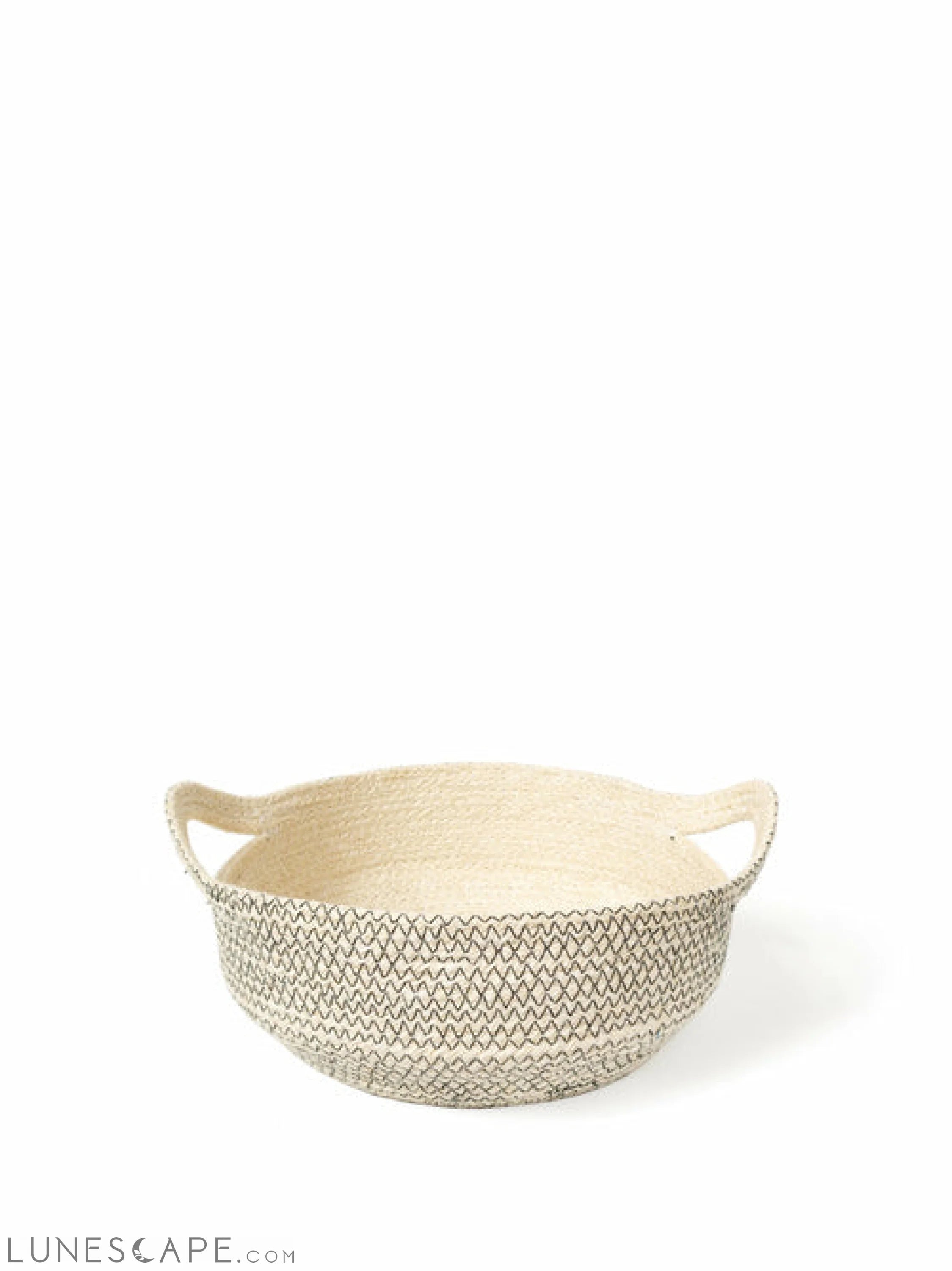 Amari Fruit Bowl - Black LUNESCAPE