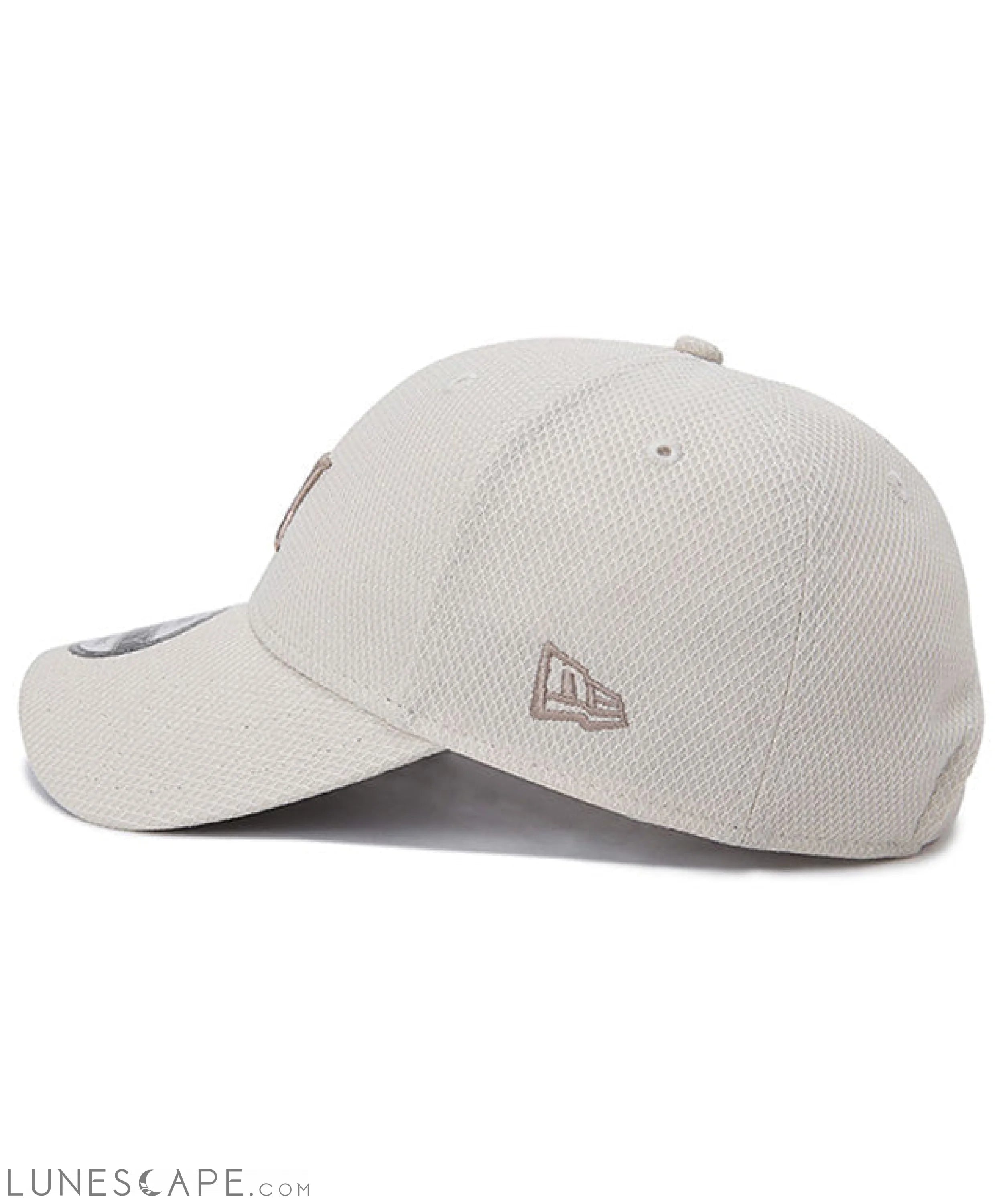 ANEW x NEWERA 940Adjustable Volume Ball Cap - 3 Colors LUNESCAPE