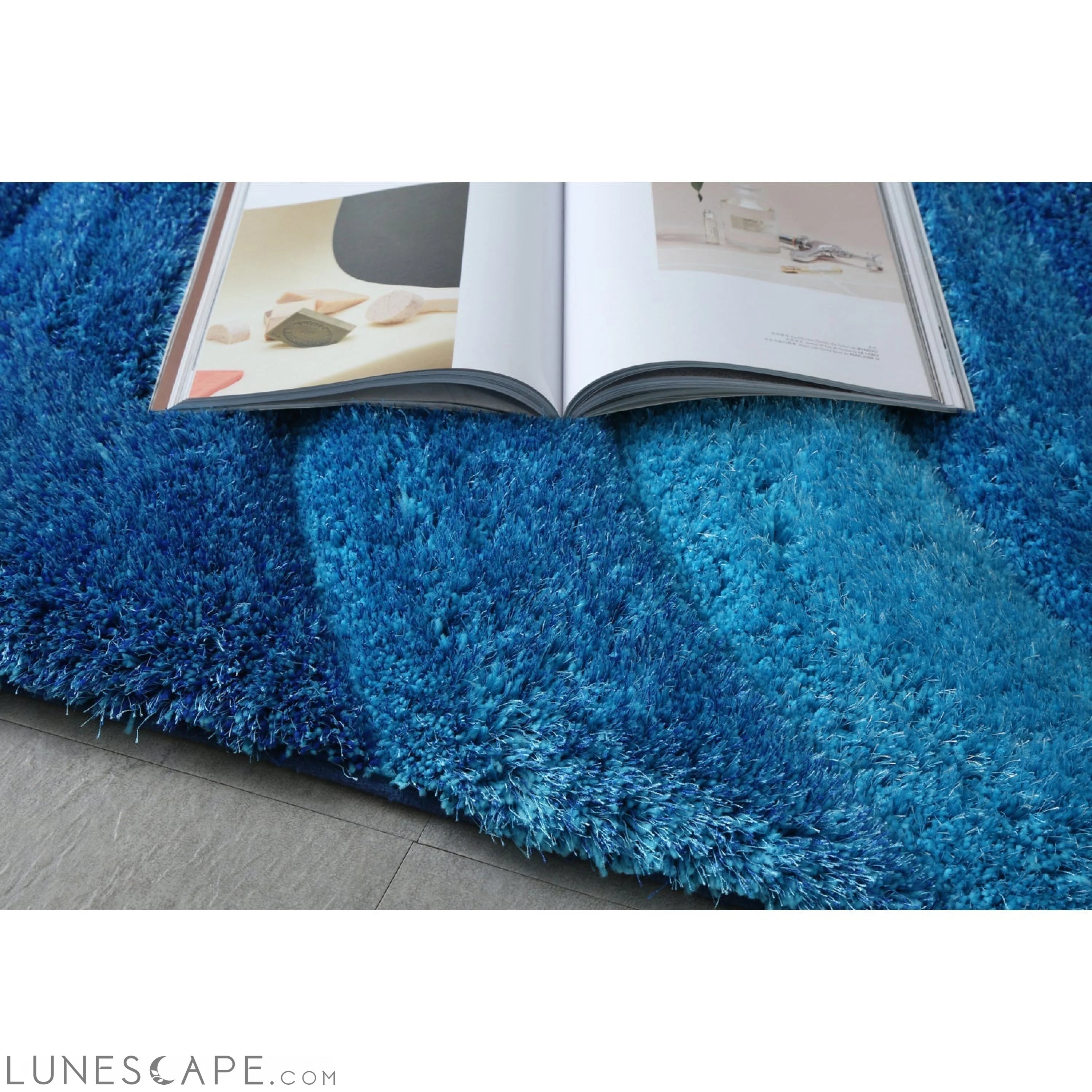Aurora 3D Blue Shag Rug LUNESCAPE