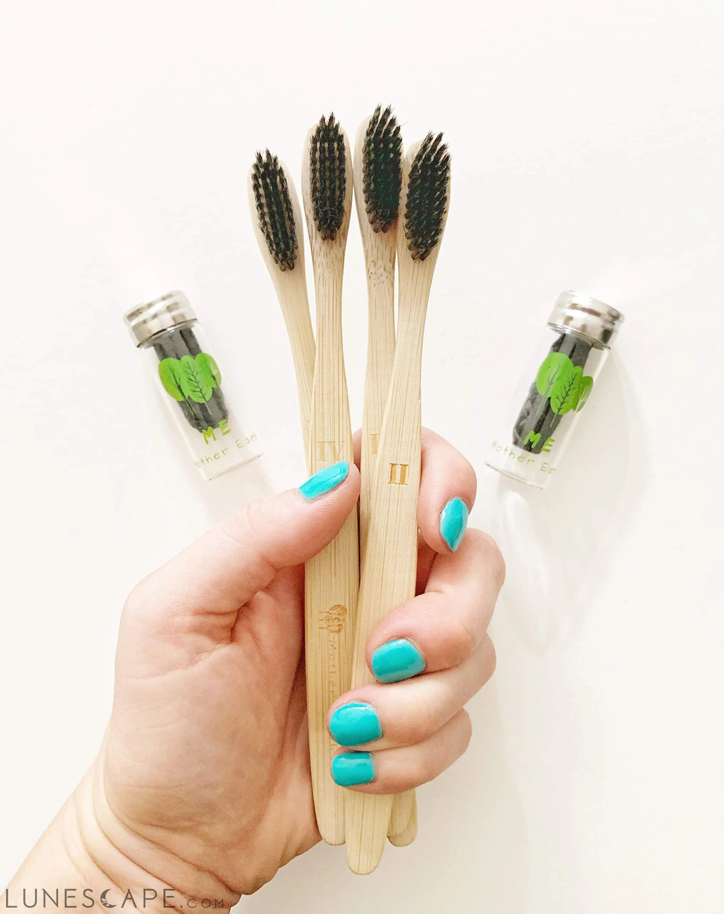 Bamboo Toothbrush & Eco Floss Value Set LUNESCAPE