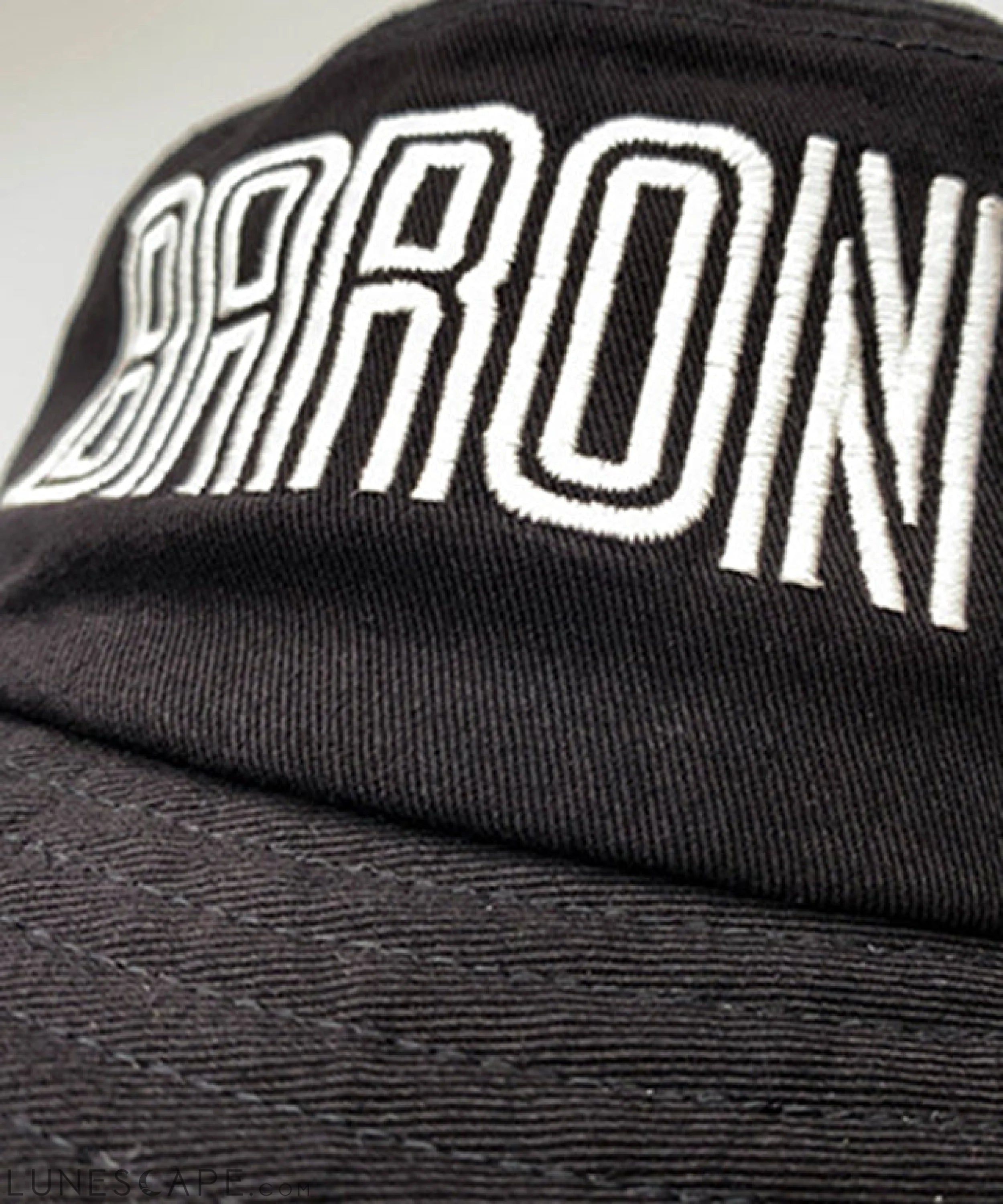 Baron X Steven Wilson Collaboration Bucket Hat-C LUNESCAPE